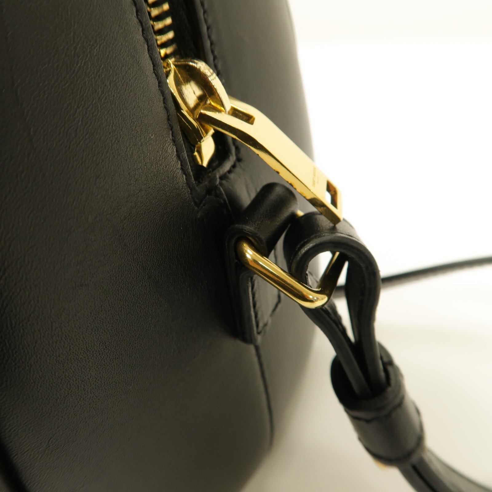 YVES SAINT LAURENT 牛皮皮革 2 Way Bag 金扣手挽肩背兩用袋黑色