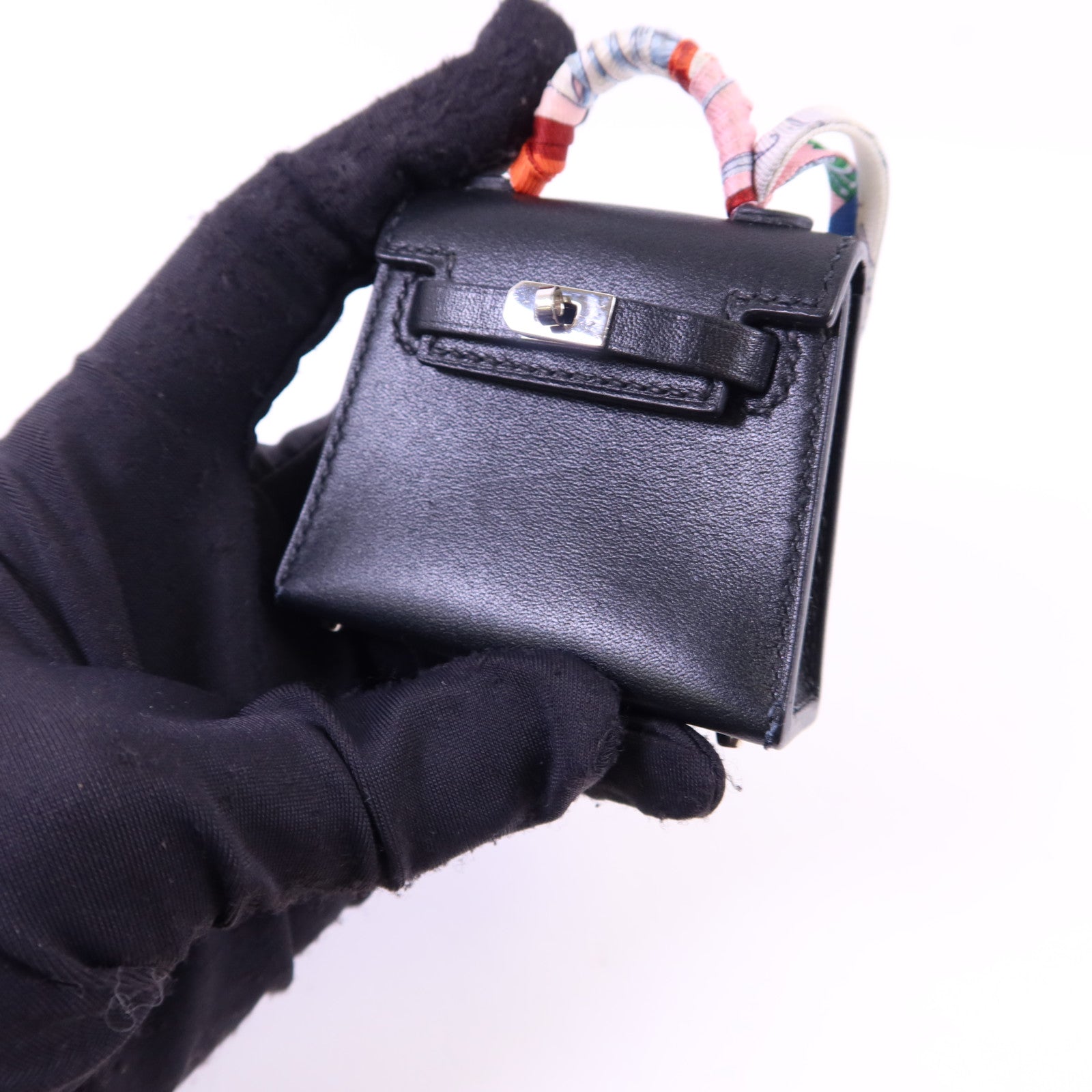 HERMES Tadelakt皮革Kelly Bag Charm 銀扣掛飾Noir