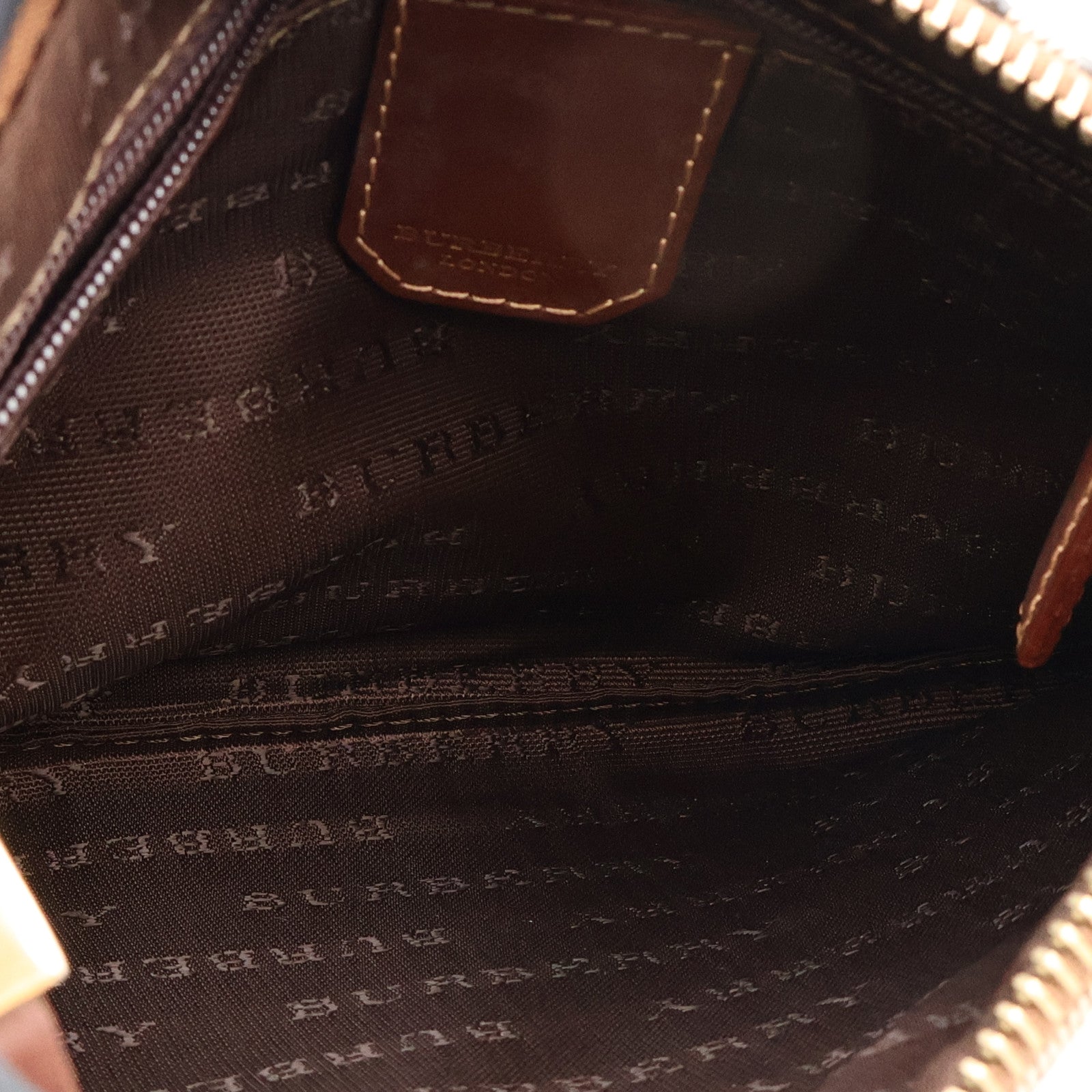 BURBERRY 塗層帆布Shoulder Bag金扣肩背袋