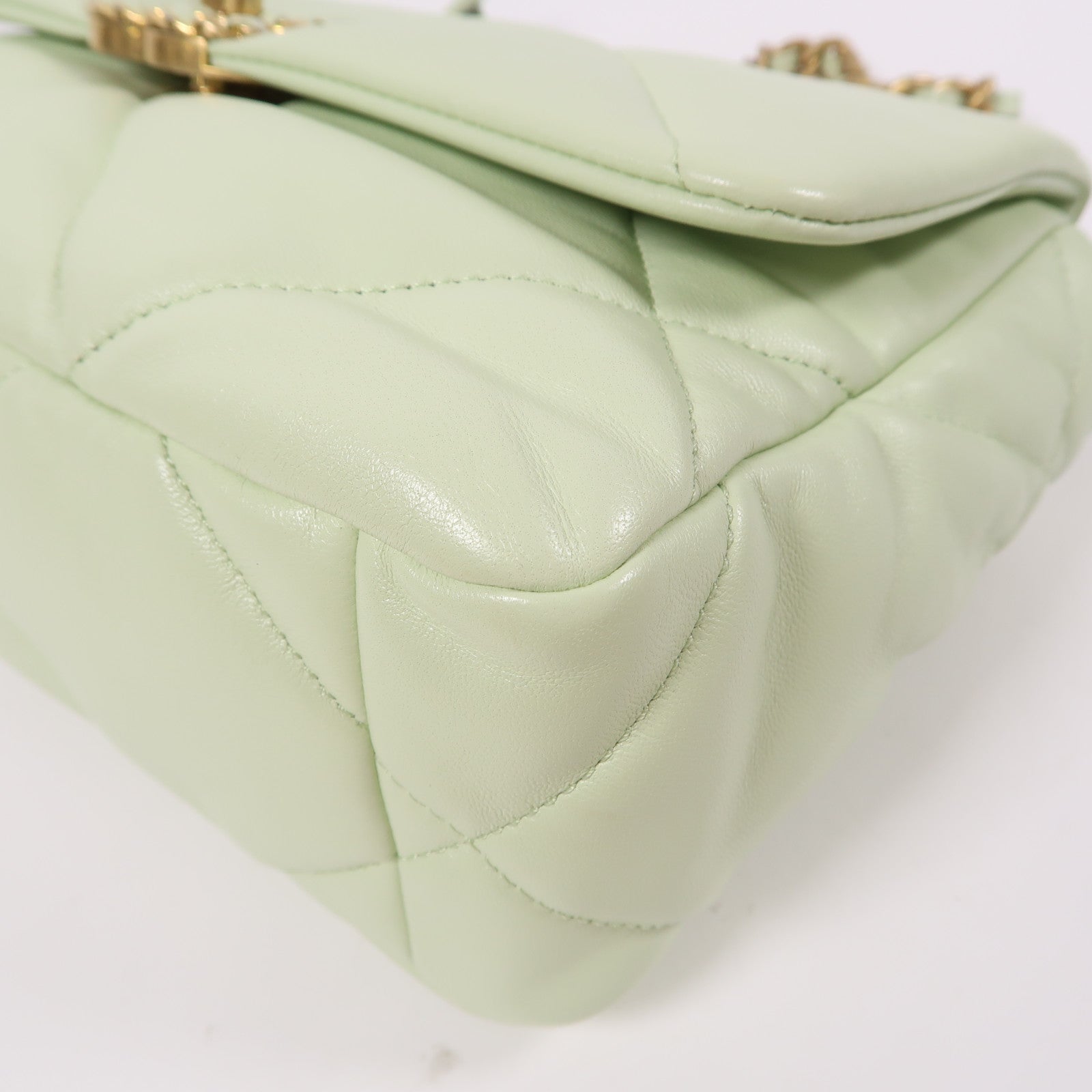 CHANEL 菱格牛皮皮革Chanel 19金扣/銀扣手挽肩背兩用袋綠色