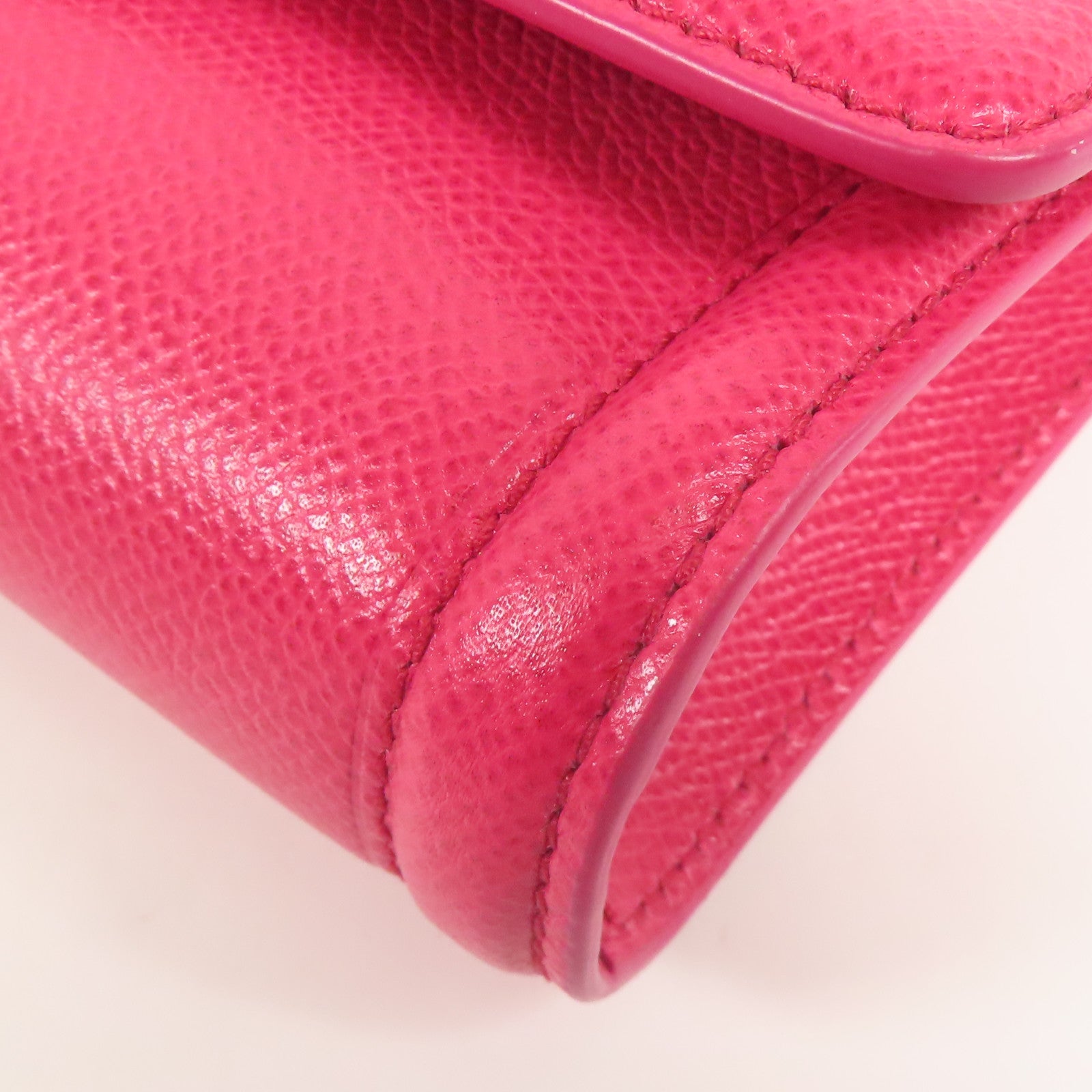 Salvatore Ferragamo 牛皮皮革Shoulder Bag金扣鏈帶肩背袋