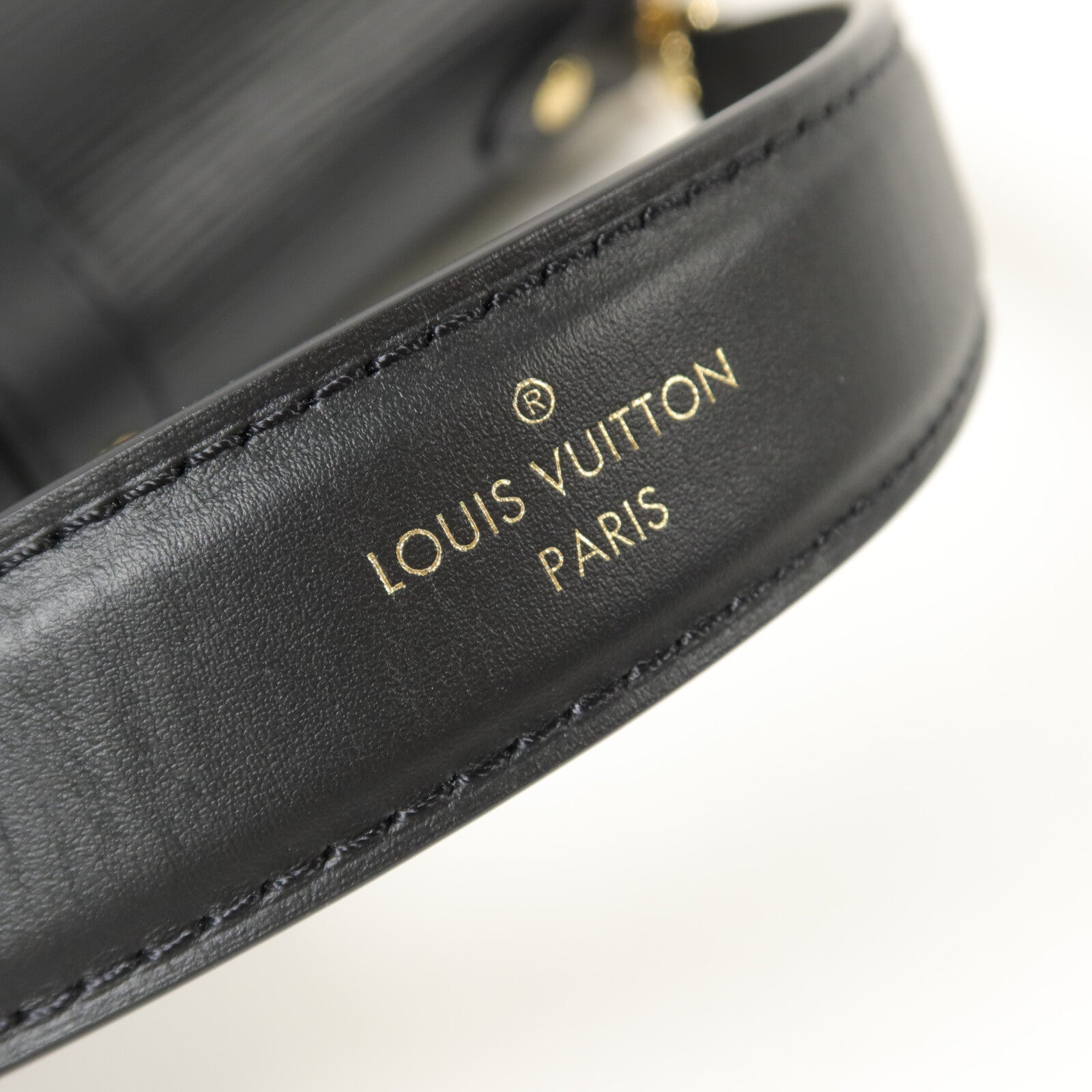 LOUIS VUITTON Epi Saumur BB手挽肩背兩用袋