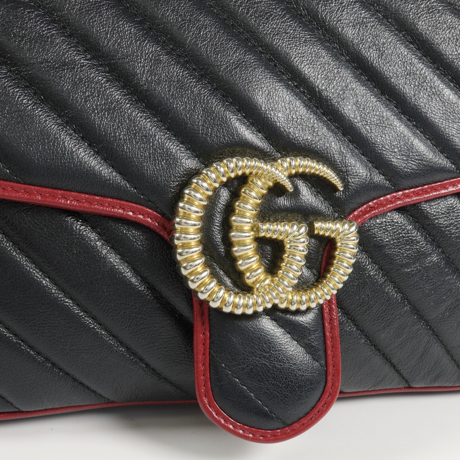 GUCCI 牛皮皮革GG Marmont鏈帶肩背袋