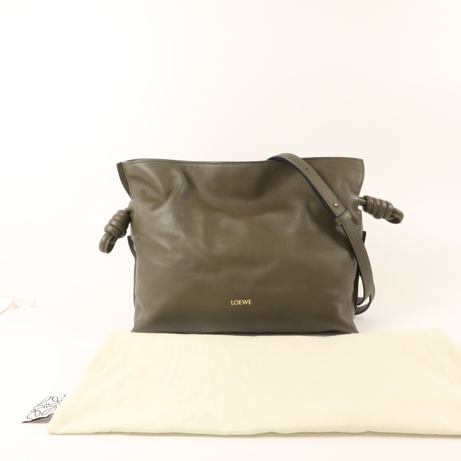 LOEWE 牛皮皮革Flamenco Clutch Medium肩背袋