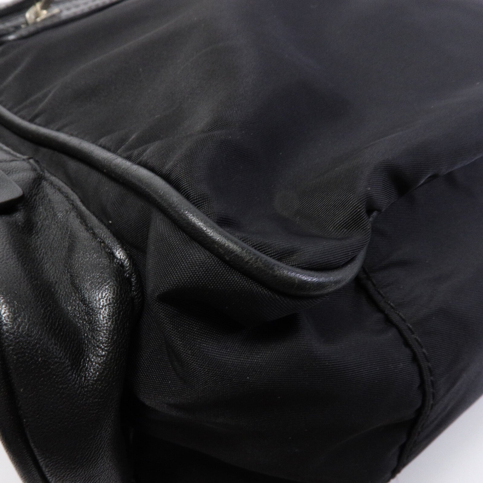 PRADA 尼龍Vela Messenger Bag
