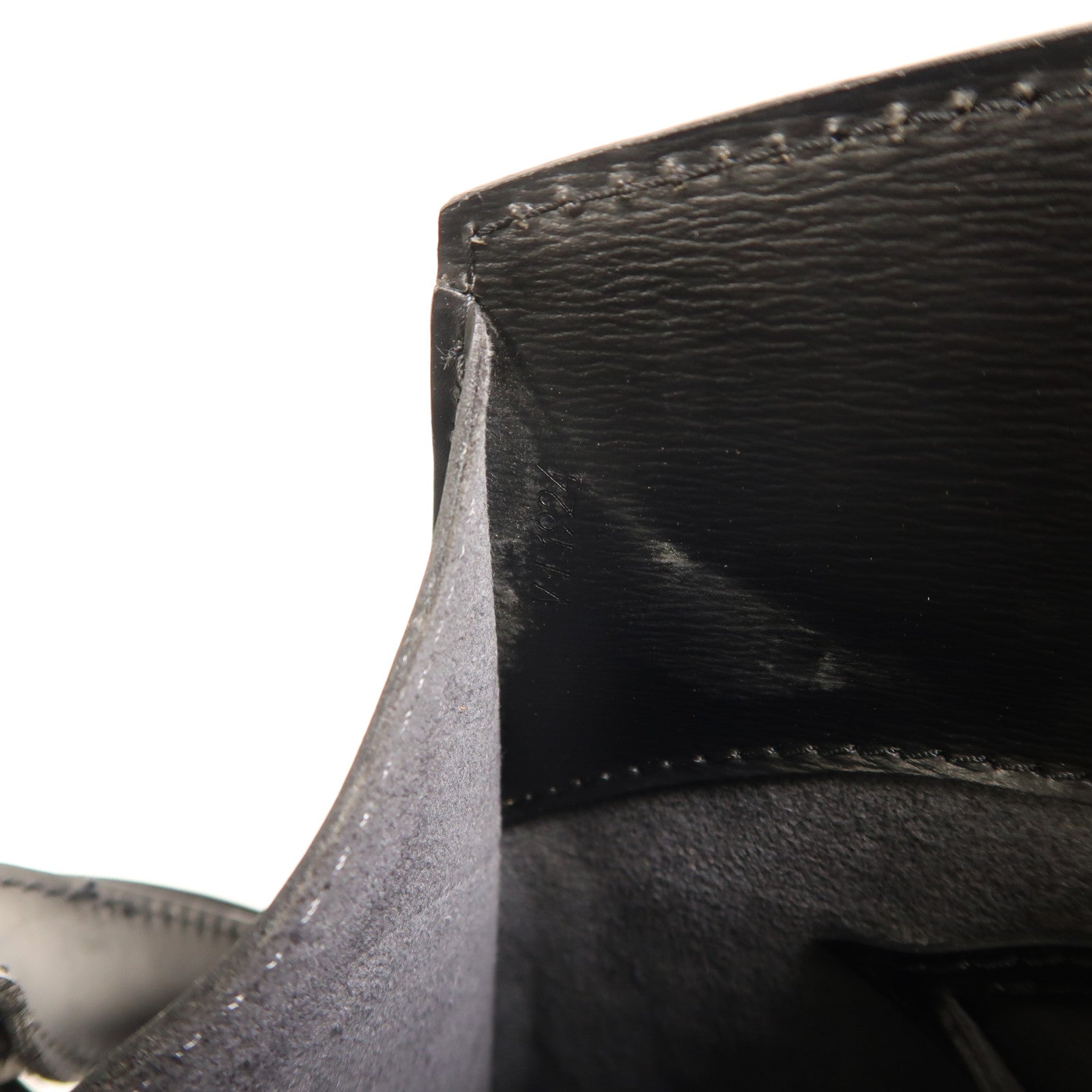 LOUIS VUITTON Epi Cluny金扣肩背袋