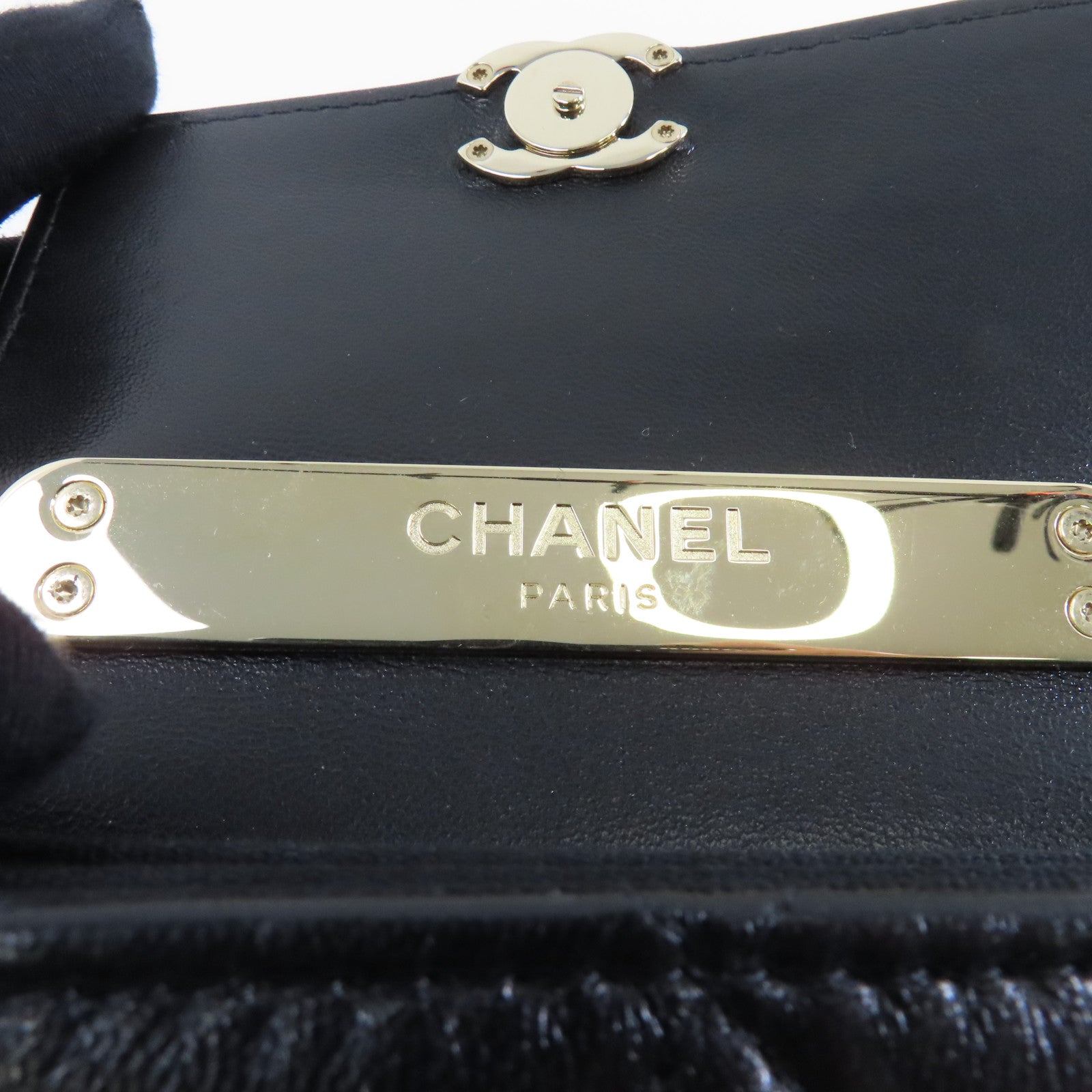 CHANEL 菱格羊皮皮革Chain Shoulder Bag金扣鏈帶肩背袋黑色