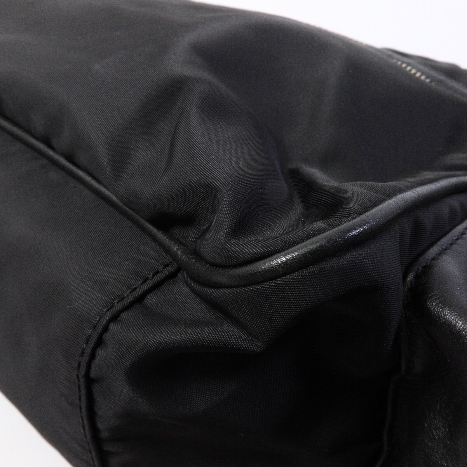 PRADA 尼龍Vela Messenger Bag
