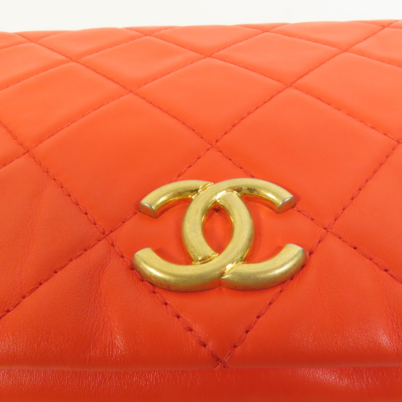 CHANEL 羊皮皮革Clutch金扣手拿包