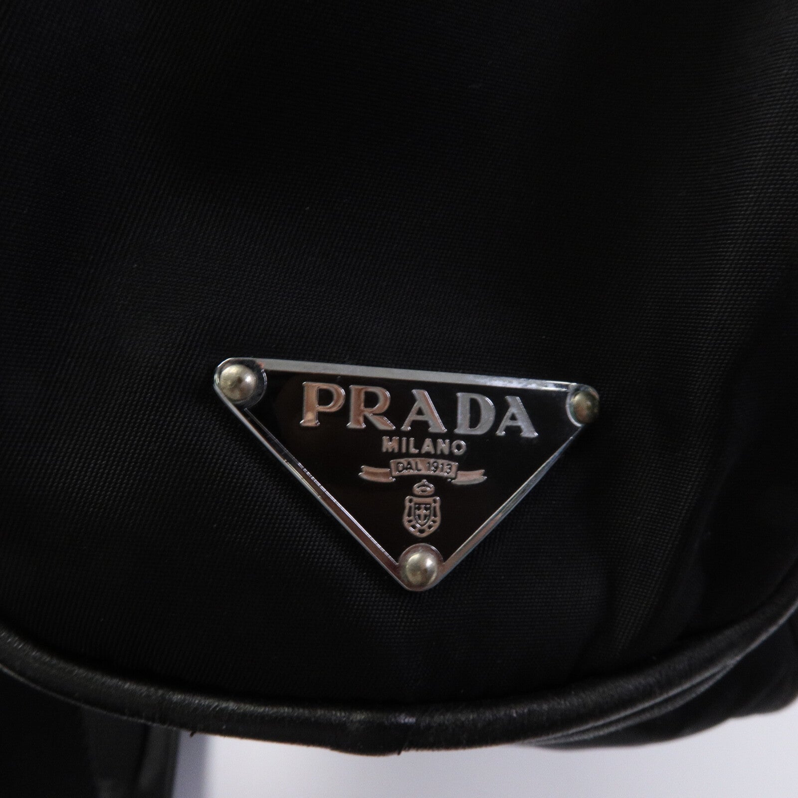 PRADA 尼龍Vela Messenger Bag