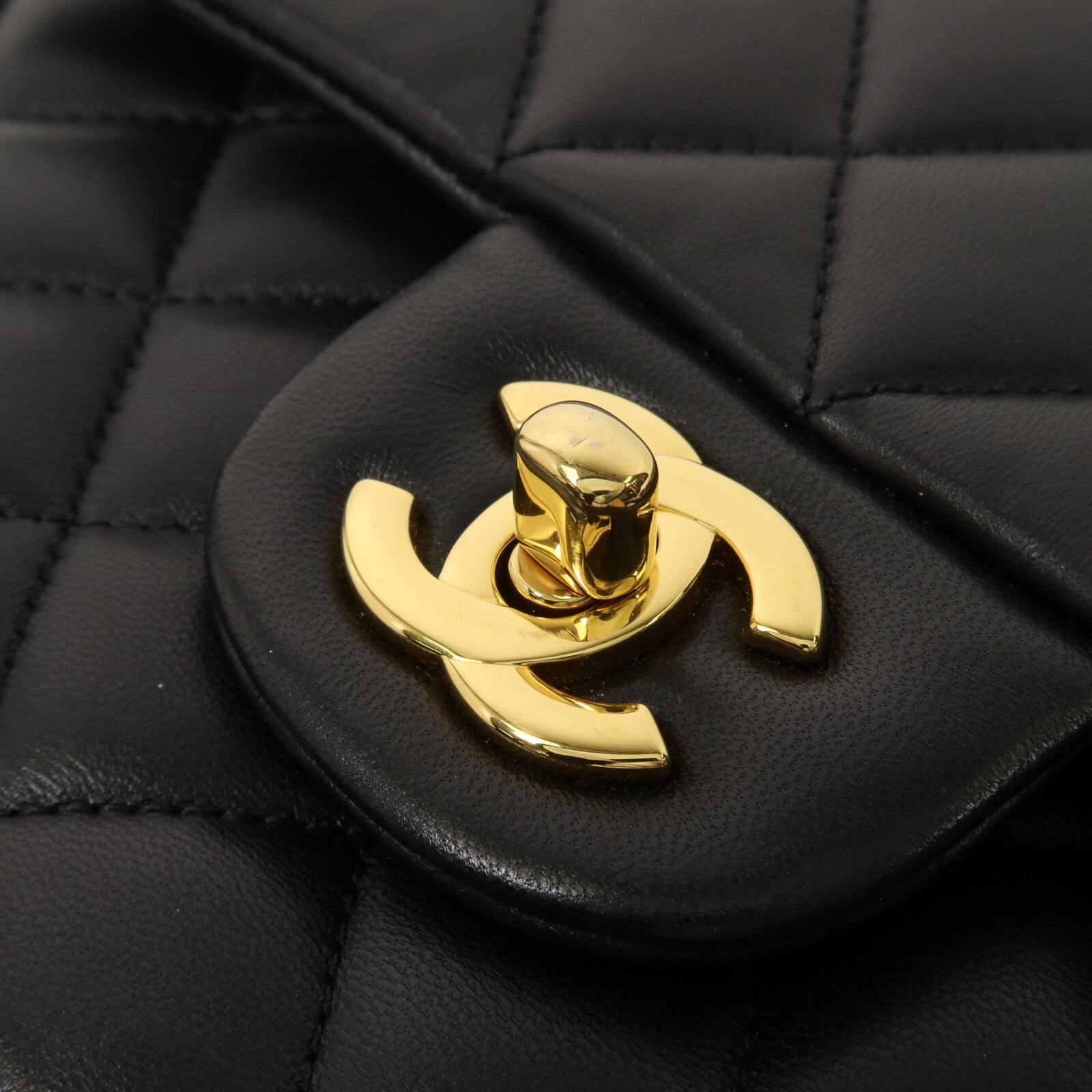 CHANEL 羊皮皮革Classic 23鏈帶肩背袋
