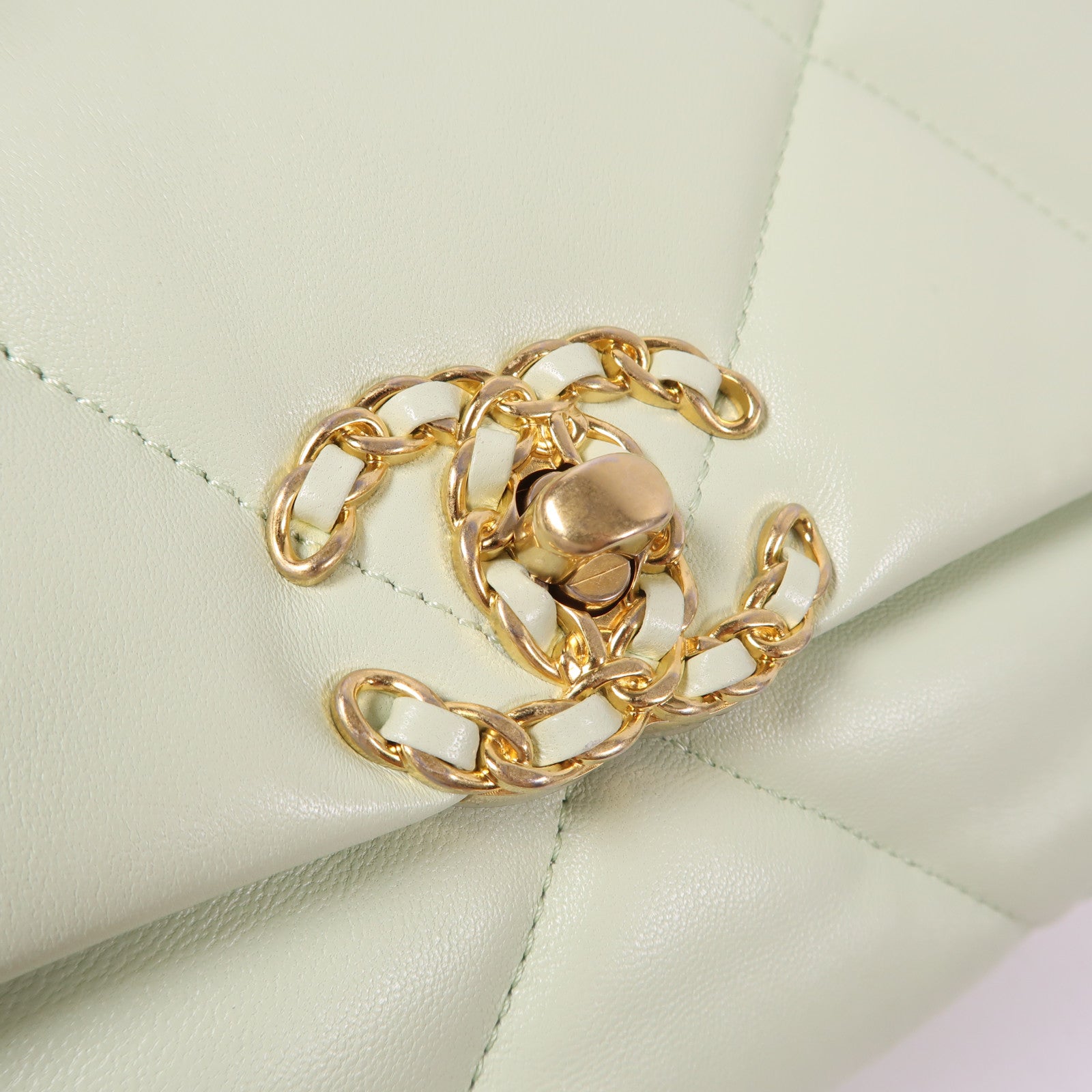 CHANEL 菱格牛皮皮革Chanel 19金扣/銀扣手挽肩背兩用袋綠色