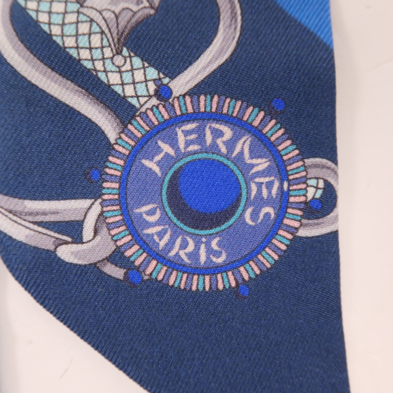 HERMES 絲質Twilly絲巾