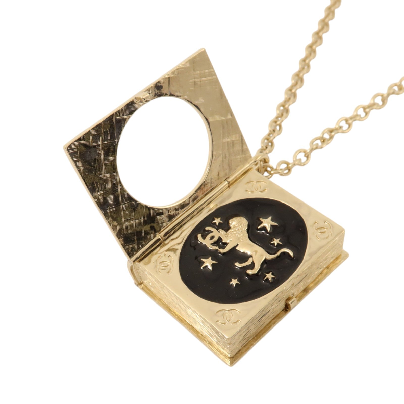 CHANEL 金屬Lion Book Locket Pendant Necklace金扣項鏈