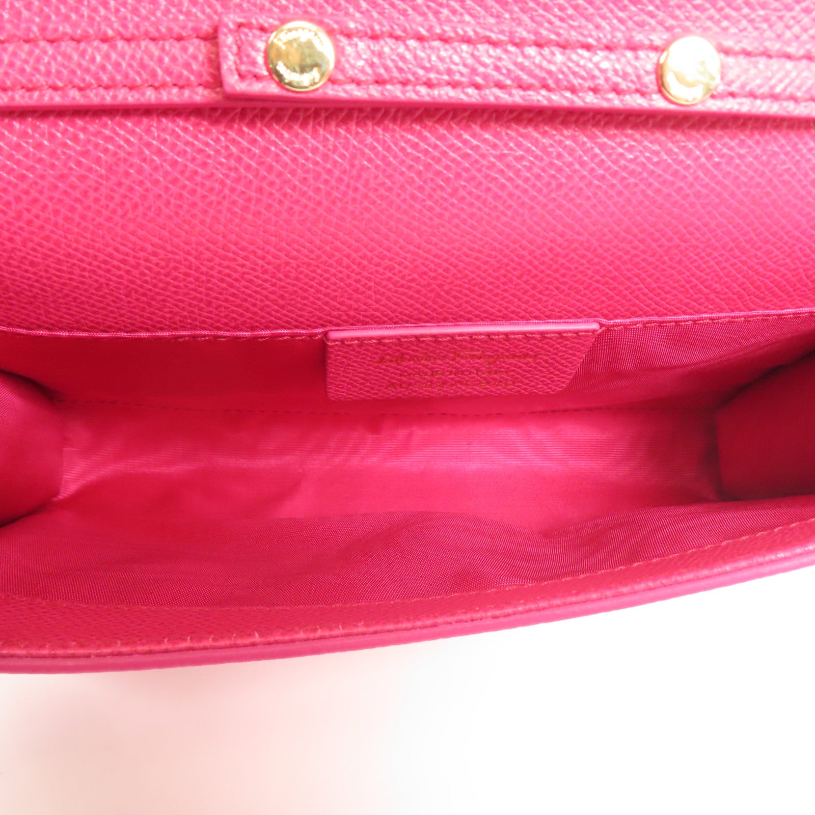 Salvatore Ferragamo 牛皮皮革Shoulder Bag金扣鏈帶肩背袋