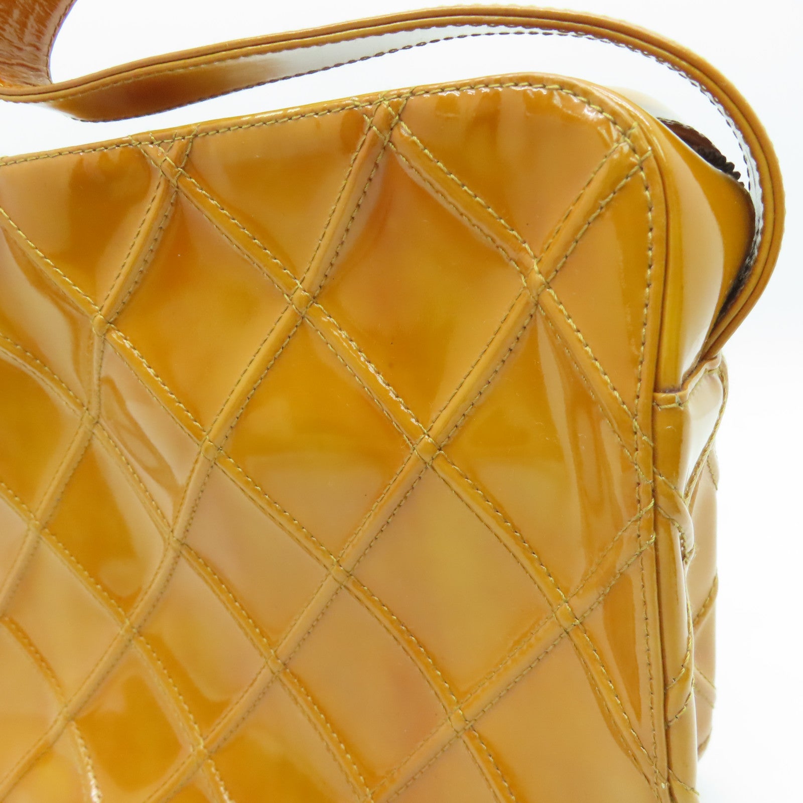 CHANEL 【激减优惠】菱格漆皮皮革Vintage Handbag手提袋黄色