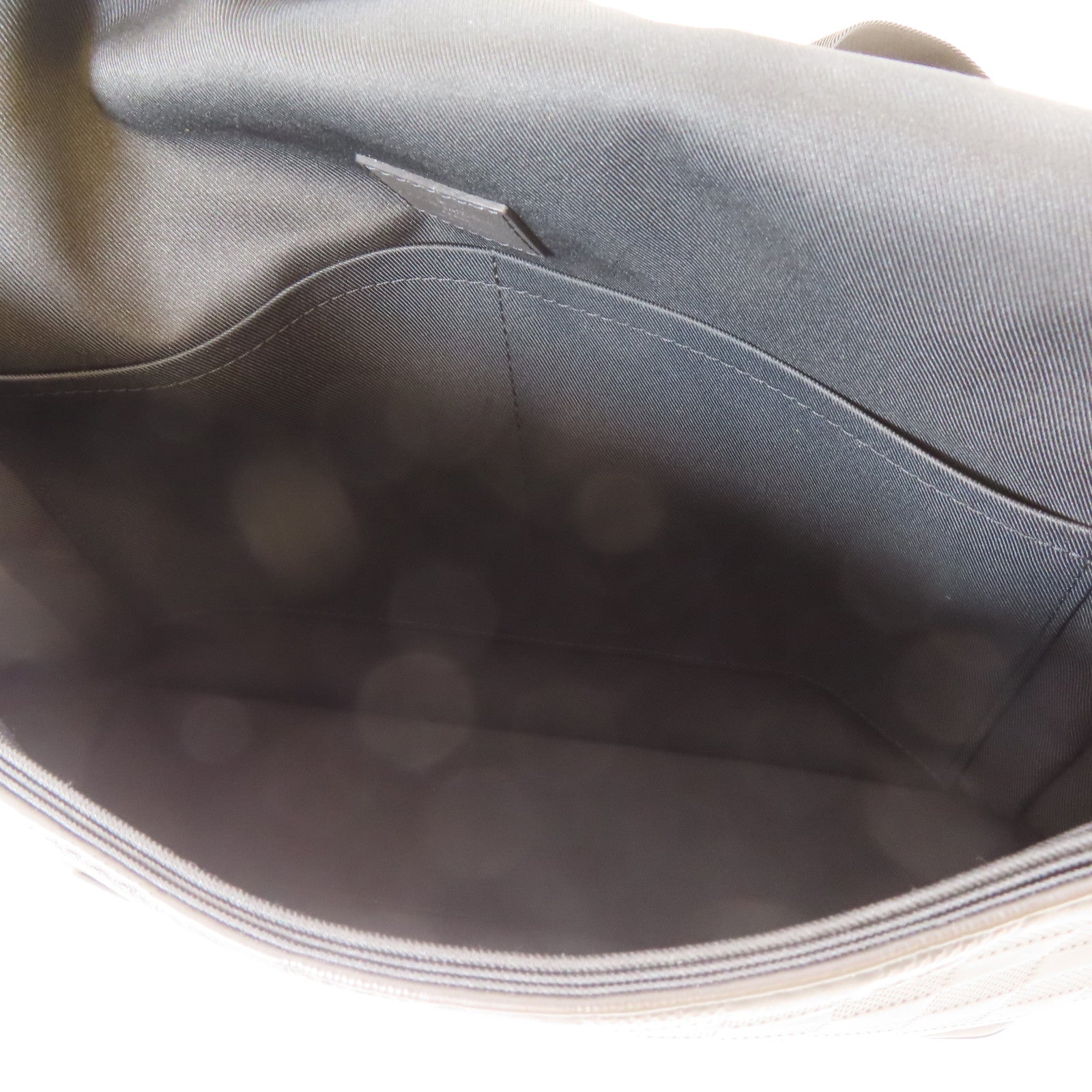 LOUIS VUITTON 【激減優惠】Damier Infini District MM銀扣肩背袋黑色