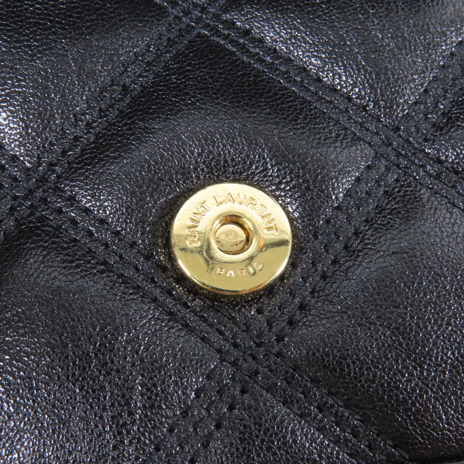 SAINT LAURENT 牛皮皮革Woc Chain Shoulder Bag金扣鏈帶肩背袋黑色
