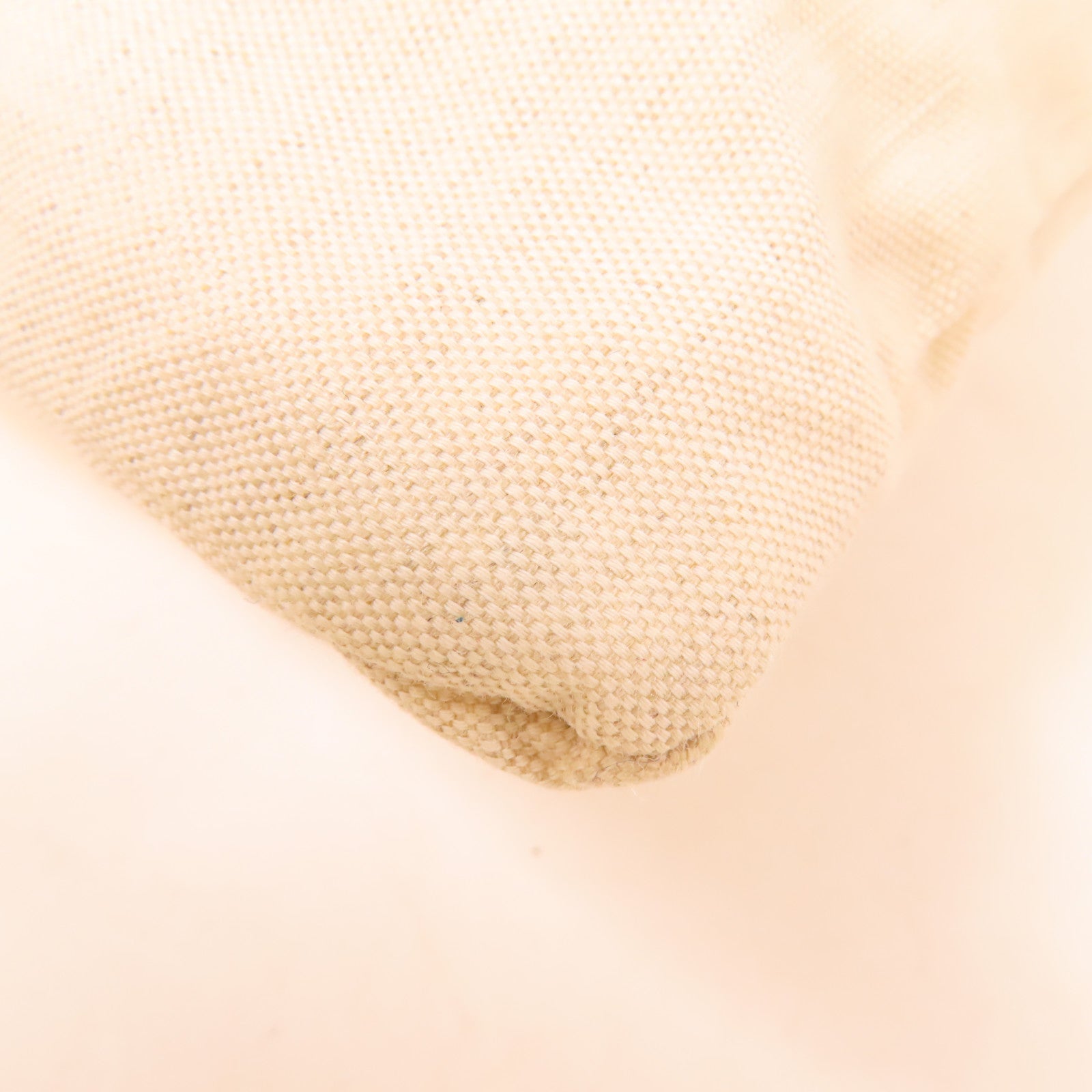 Miu Miu 帆布Drawstring Bag肩背袋