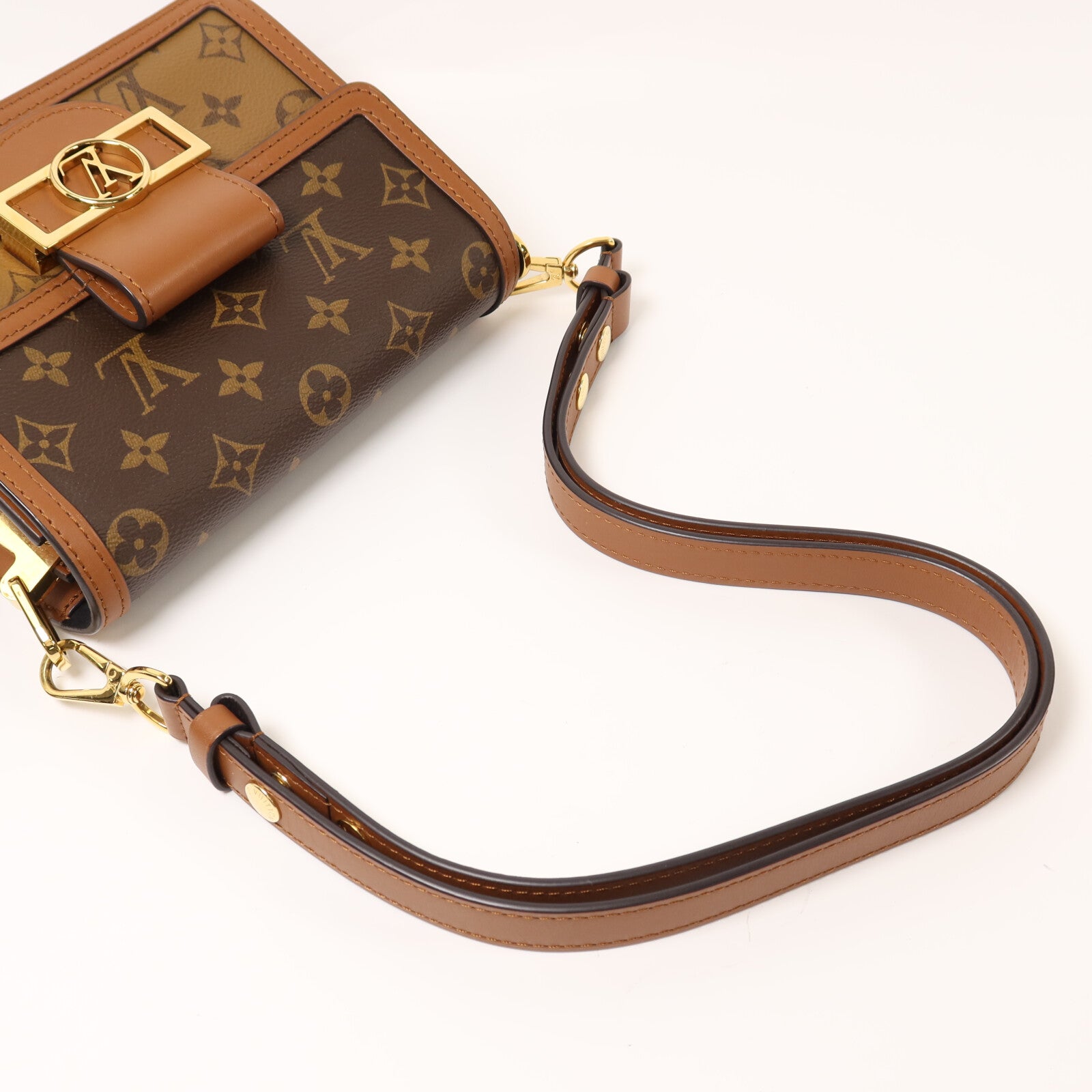 LOUIS VUITTON 【激減優惠】Monogram Reverse Mini Dauphine金扣肩背袋