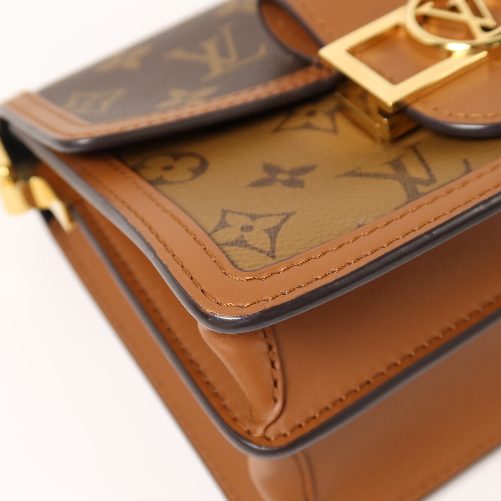 LOUIS VUITTON 【激減優惠】Monogram Reverse Mini Dauphine金扣肩背袋