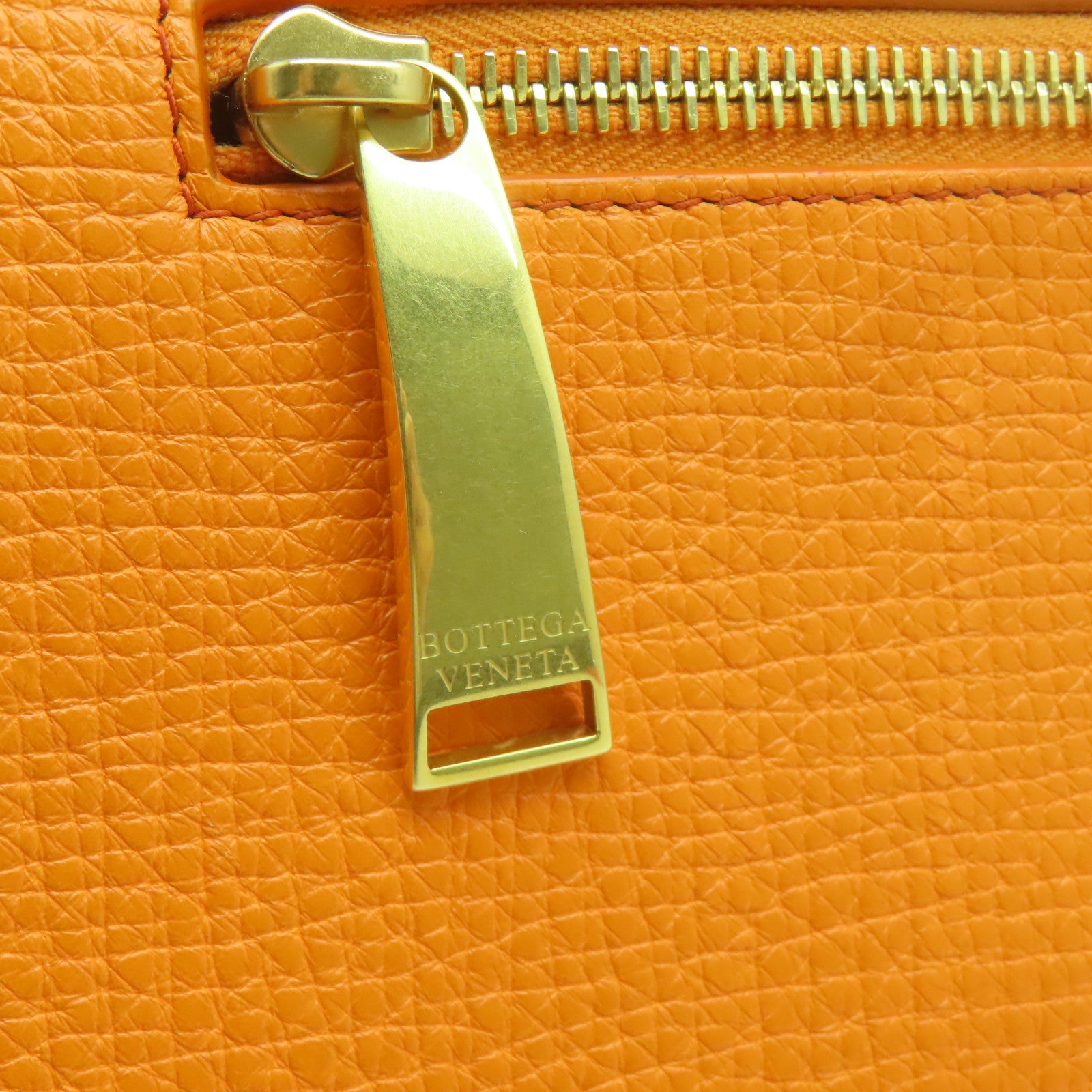 BOTTEGA VENETA 【清倉大減價】牛皮皮革Shoulder Bag金扣肩背袋橙色