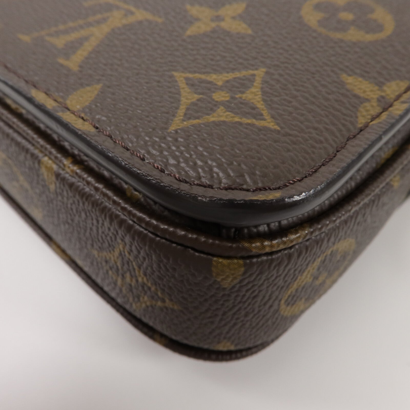 LOUIS VUITTON Monogram Pochette Metis East West手挽肩背兩用袋