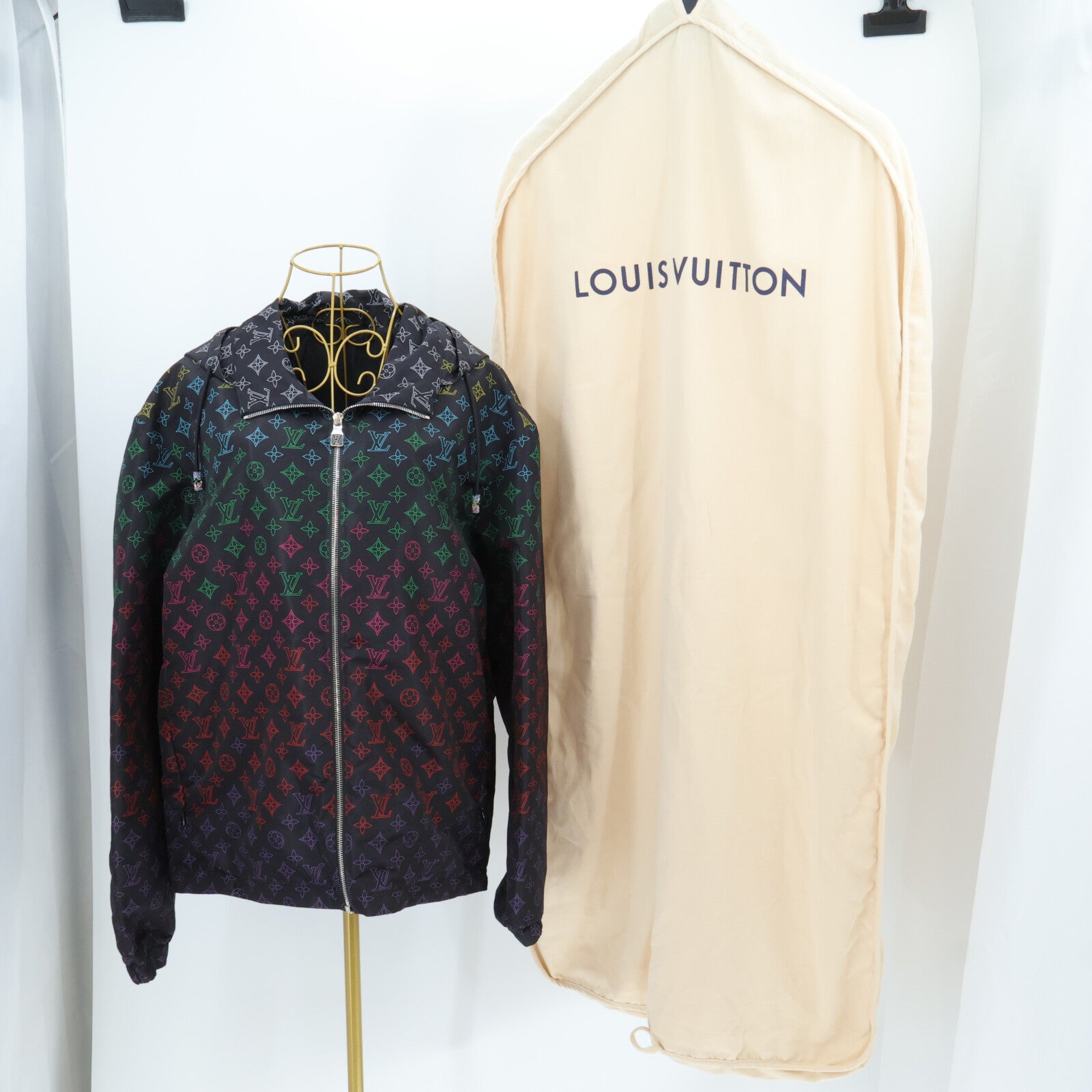 LOUIS VUITTON Monogram Flowers Gradient Printed Windbreaker 外套