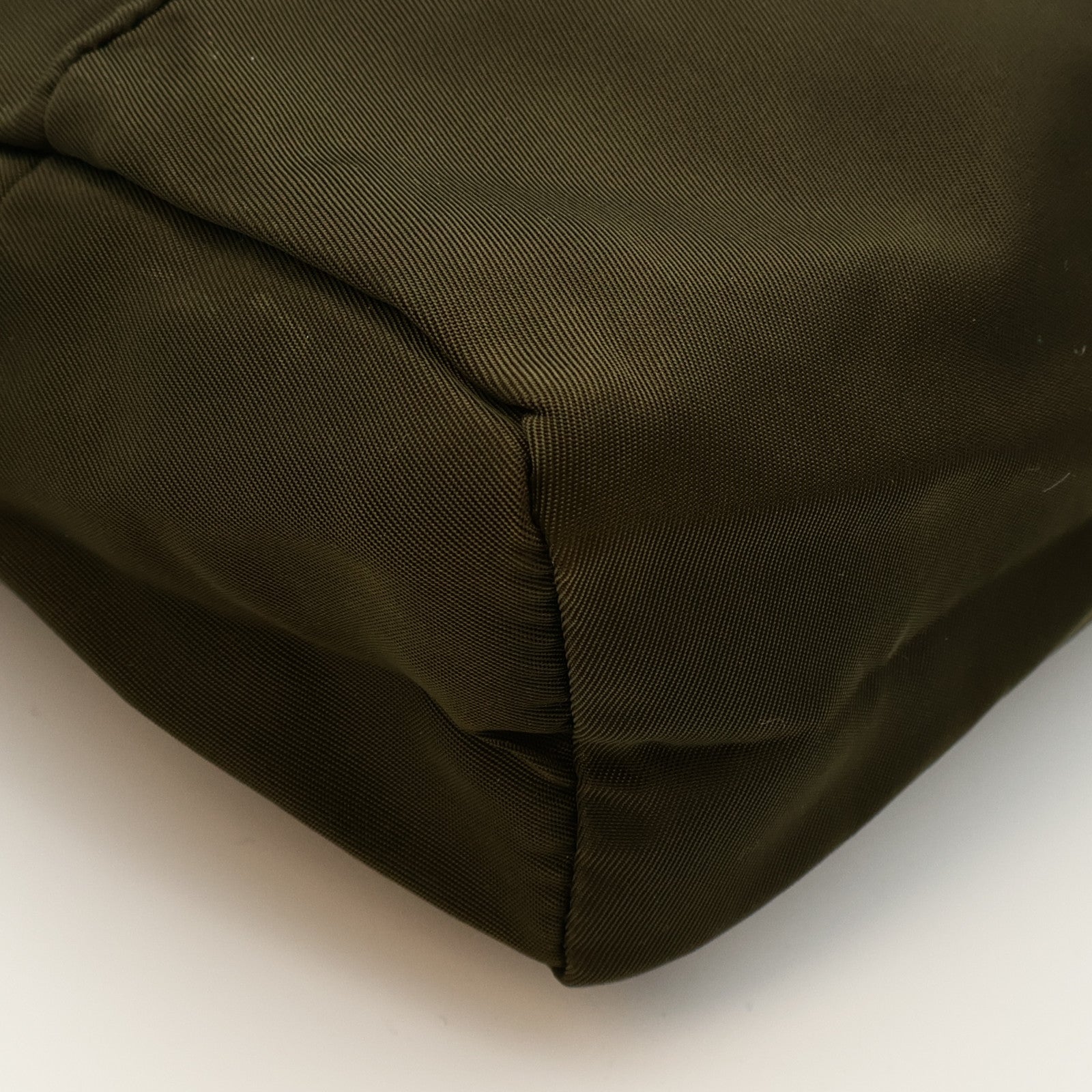 PRADA 尼龍Pouch手拿包