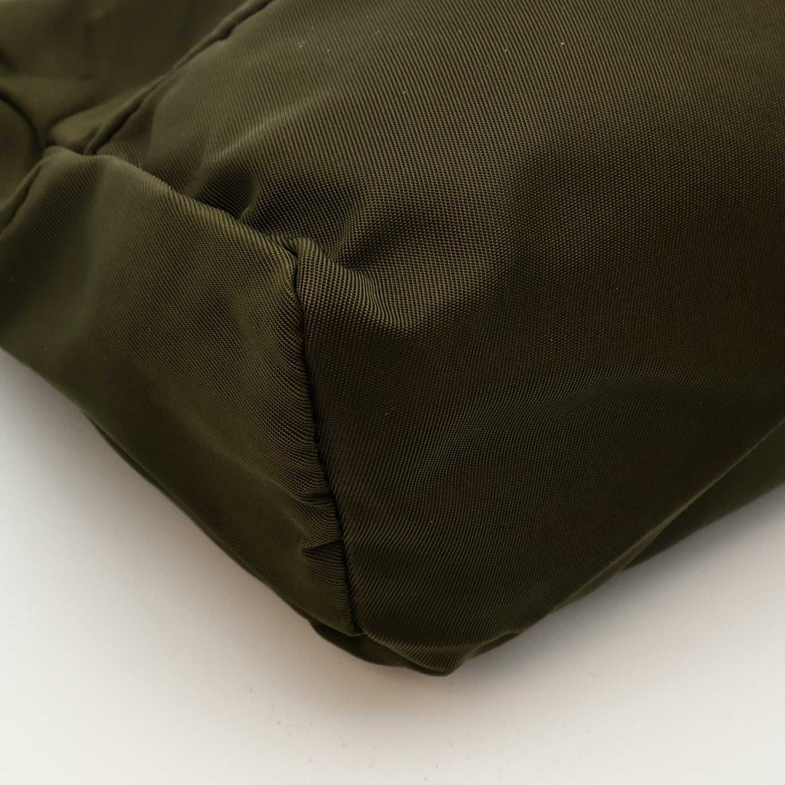 PRADA 尼龍Pouch手拿包