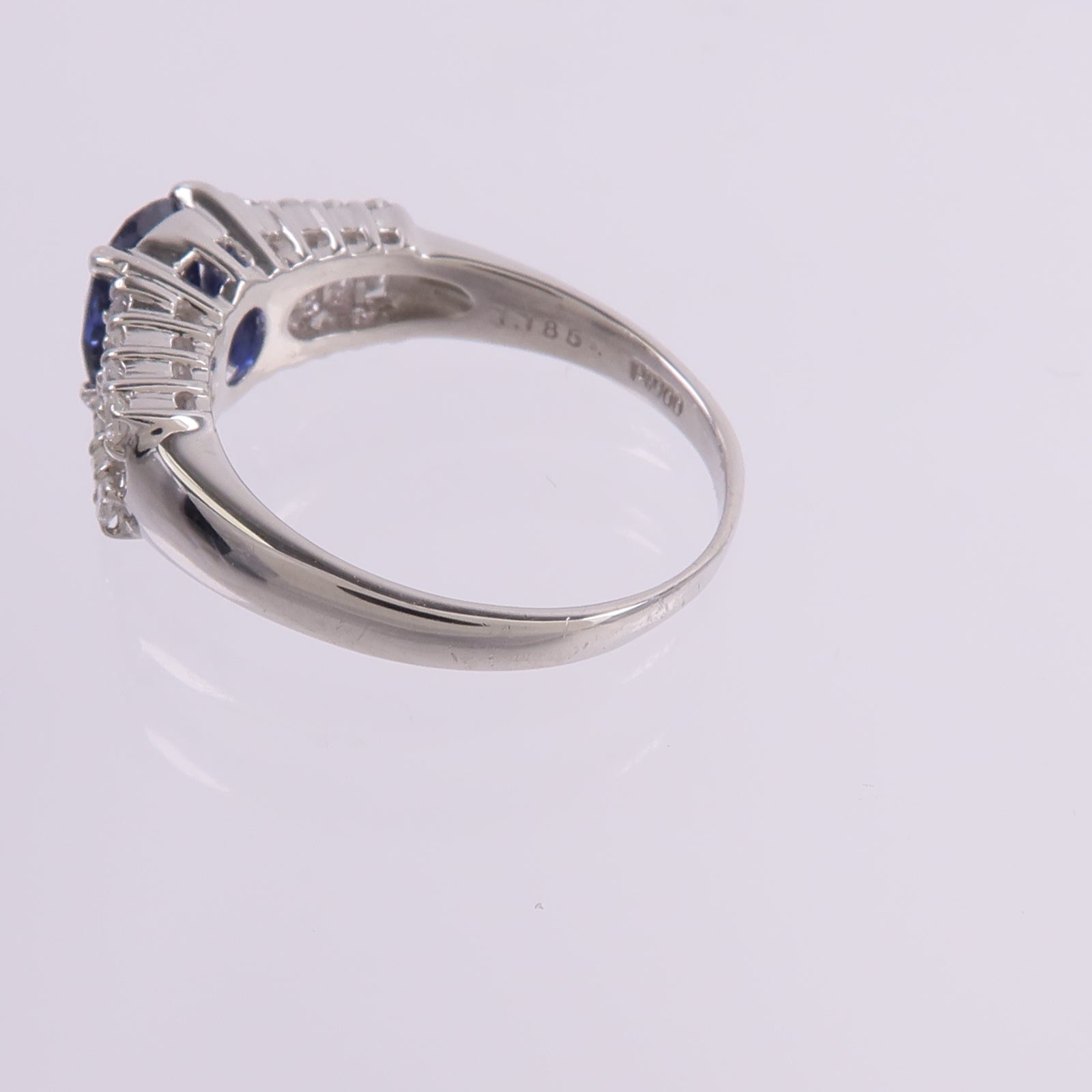 JEWELRY PT900鉑金Sapphire Diamond Ring藍寶石/鑽石戒指