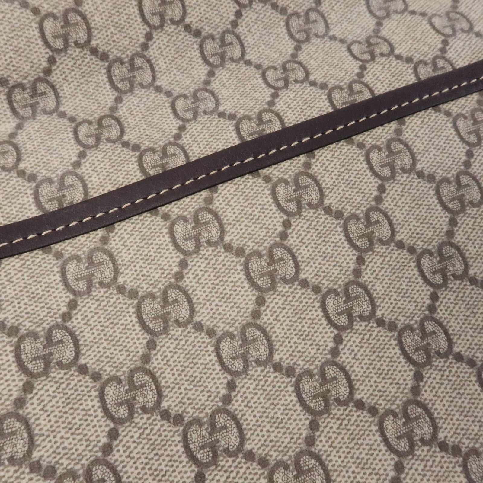 GUCCI 塗層帆布Messenger Bag肩背袋