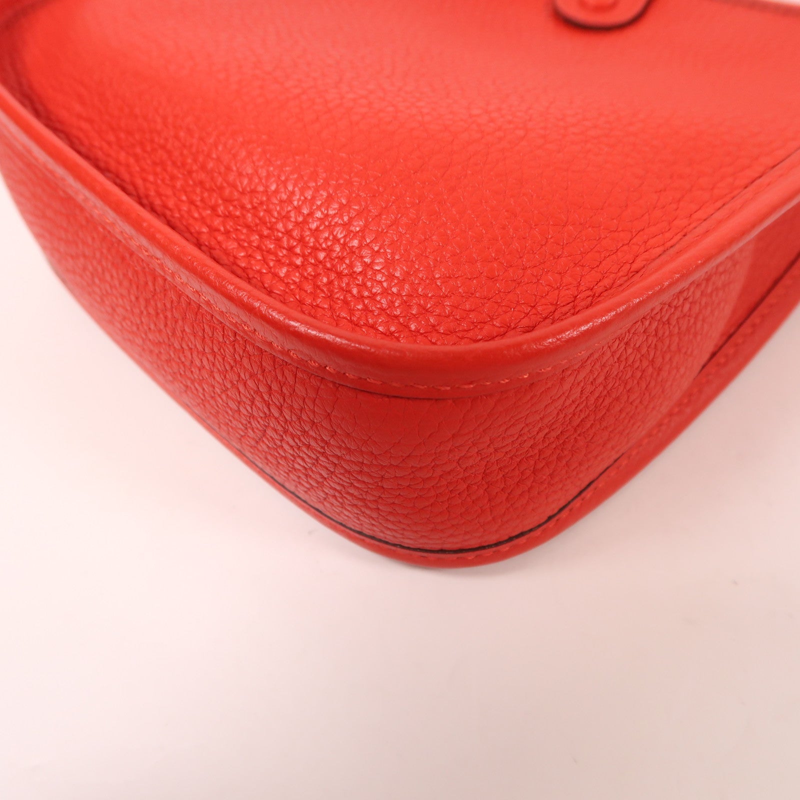 HERMES 【激減優惠】Clemence皮革Evelyne TPM銀扣肩背袋Rouge Vif