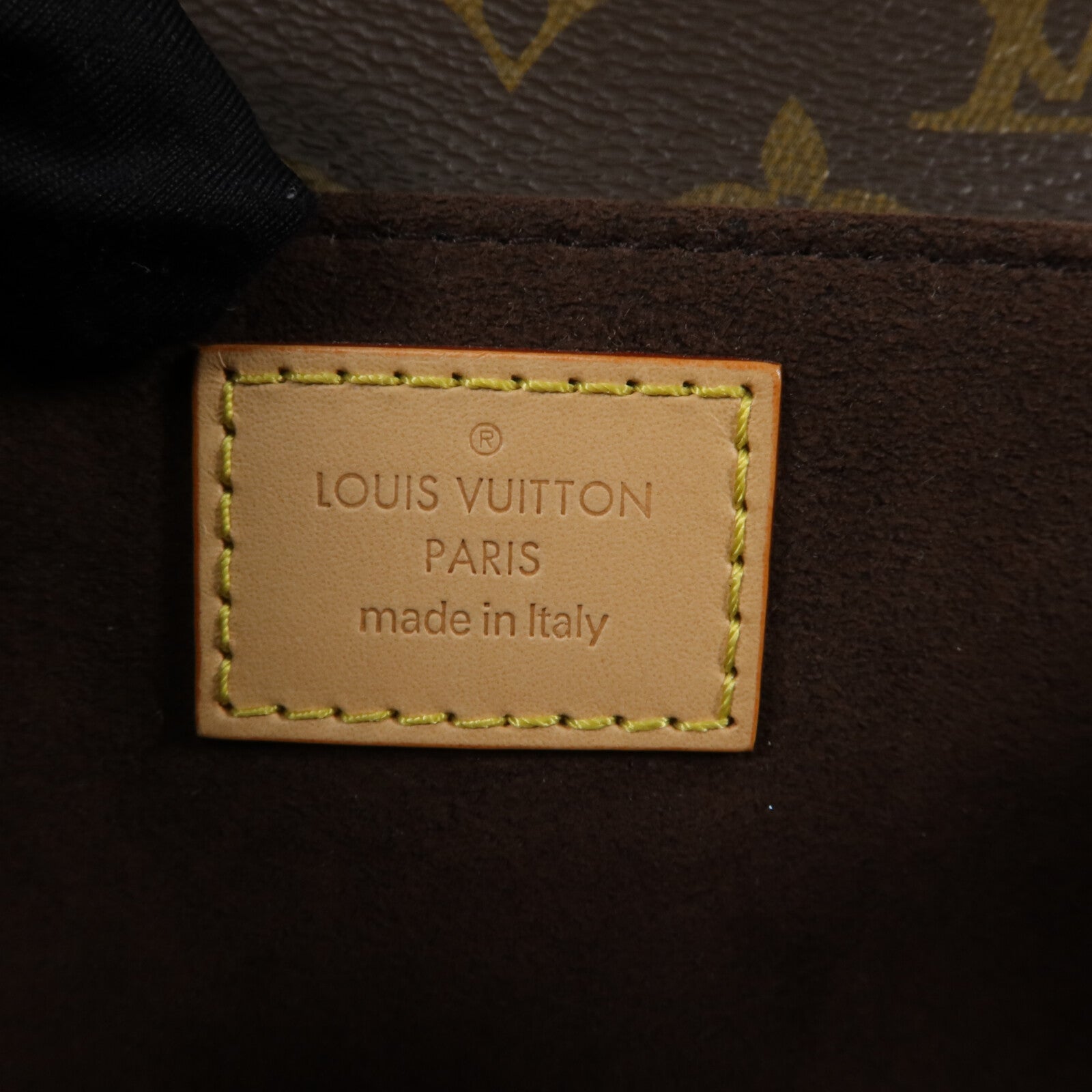 LOUIS VUITTON Monogram Pochette Metis East West手挽肩背兩用袋