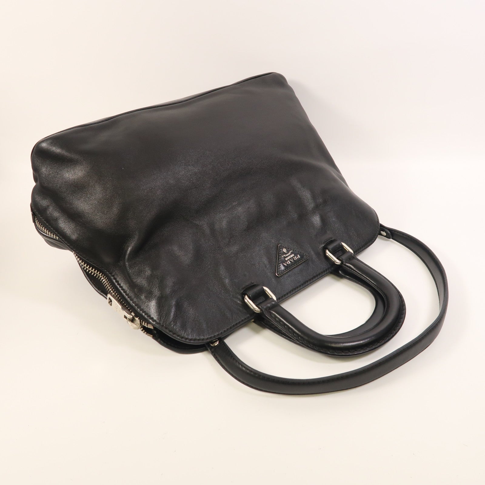 PRADA 牛皮皮革2Way Shoulder銀扣手挽肩背兩用袋