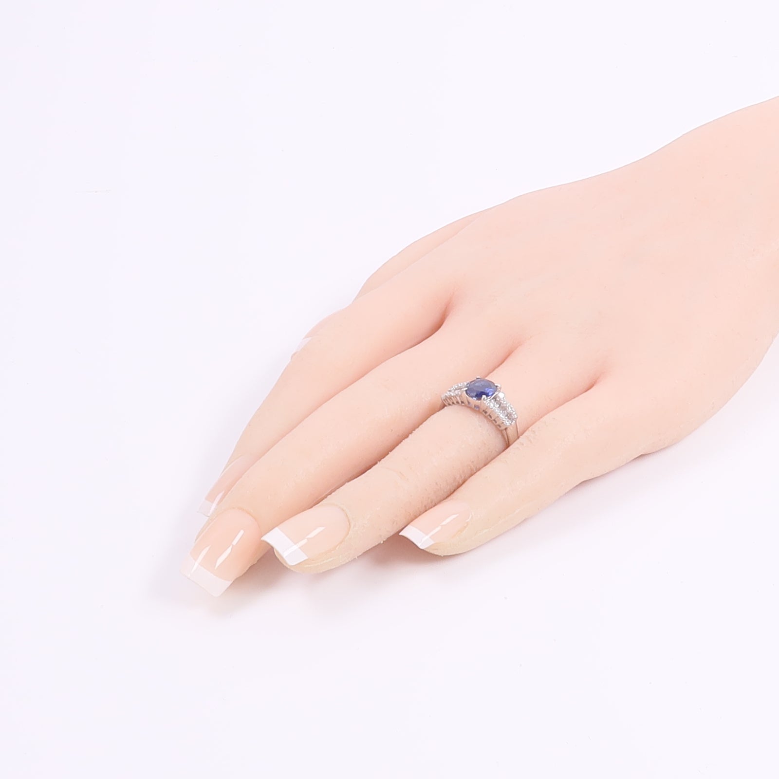 JEWELRY PT900鉑金Sapphire Diamond Ring藍寶石/鑽石戒指
