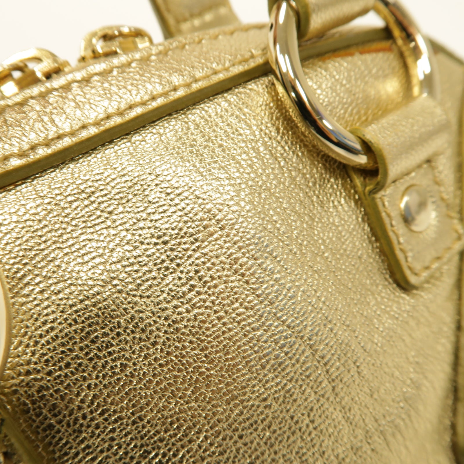 SAINT LAURENT 牛皮皮革Hand Bag金扣手提袋金色