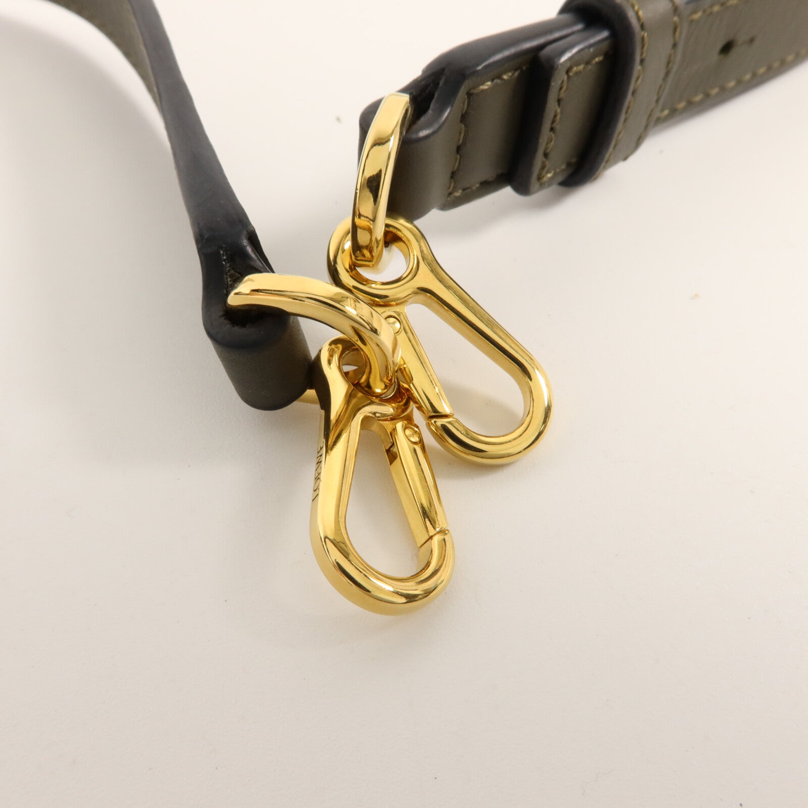 LOEWE 牛皮皮革Flamenco Clutch Medium肩背袋