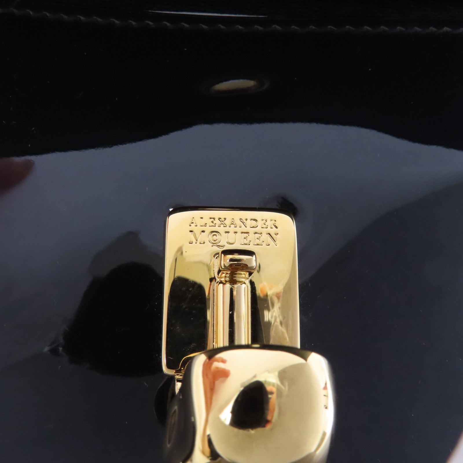Alexander McQueen 漆皮皮革Skull Long Wallet金扣長錢包黑色