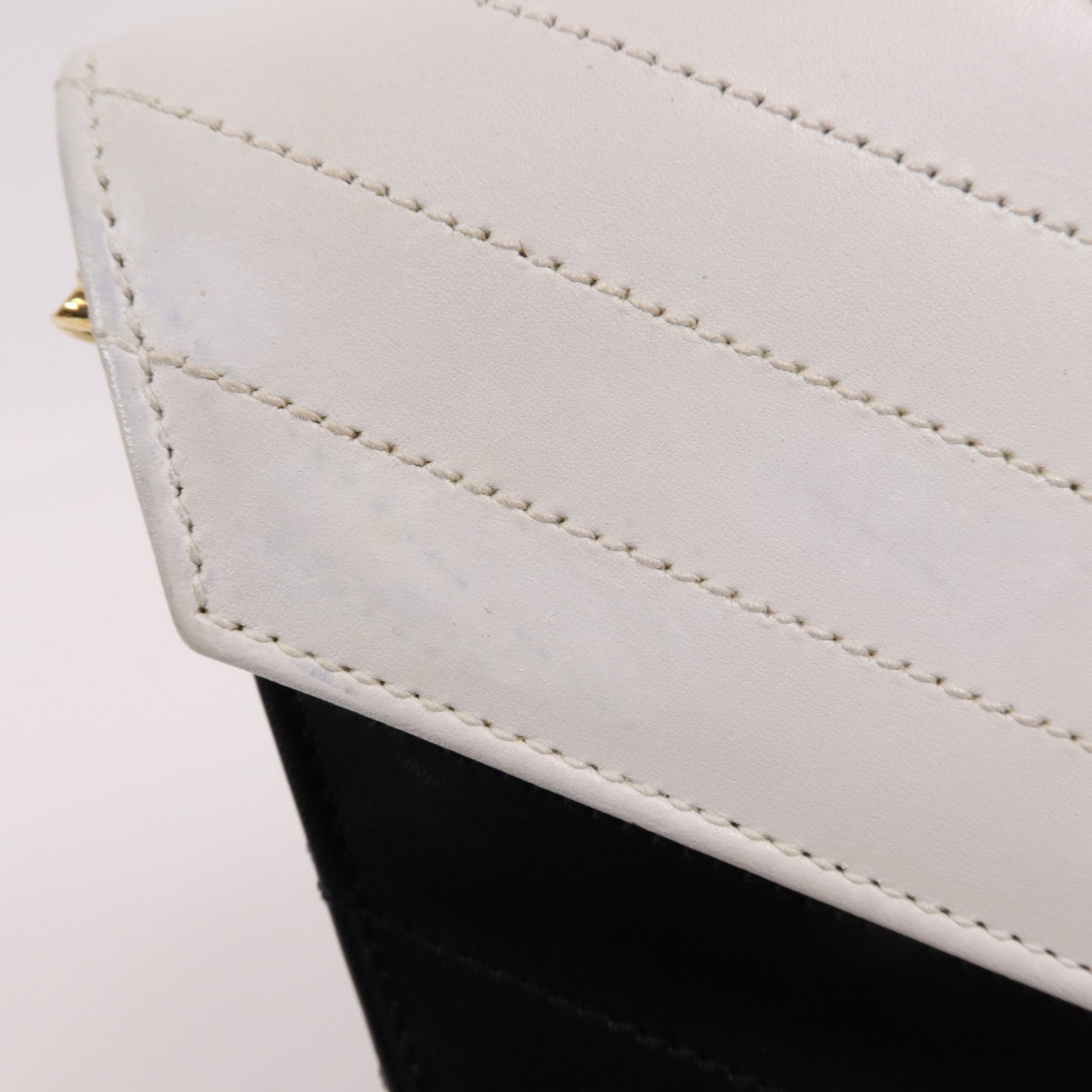 SAINT LAURENT 牛皮皮革Chain Shoulder金扣鏈帶肩背袋