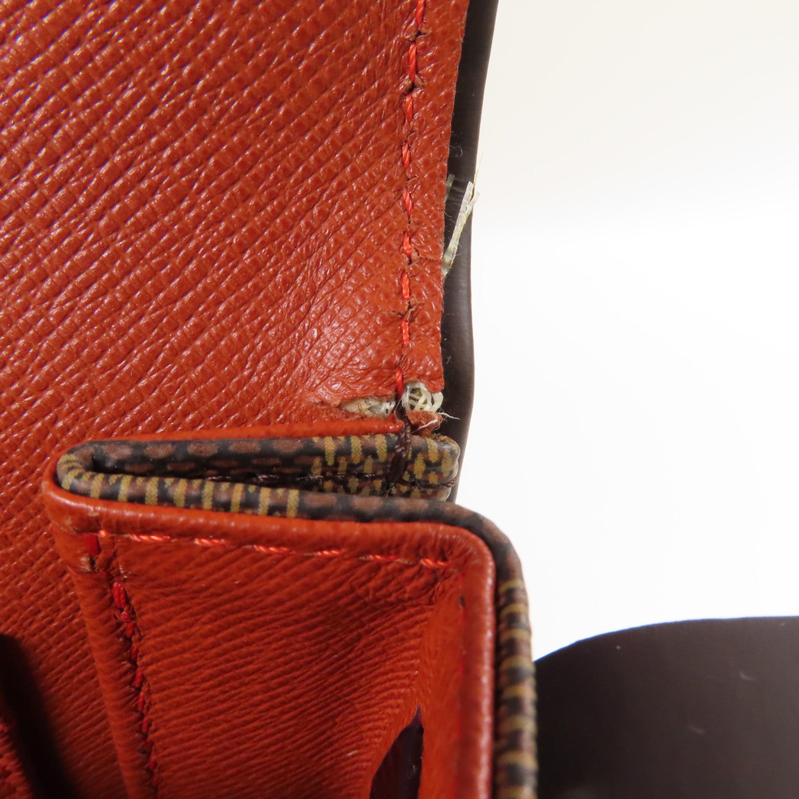 LOUIS VUITTON 【激減優惠】Damier Tribeca Long肩背袋