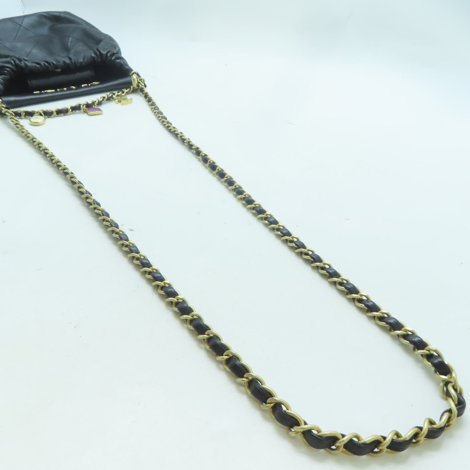 CHANEL 羊皮皮革Mini Bucket Bag金扣鏈帶手挽肩背兩用袋黑色