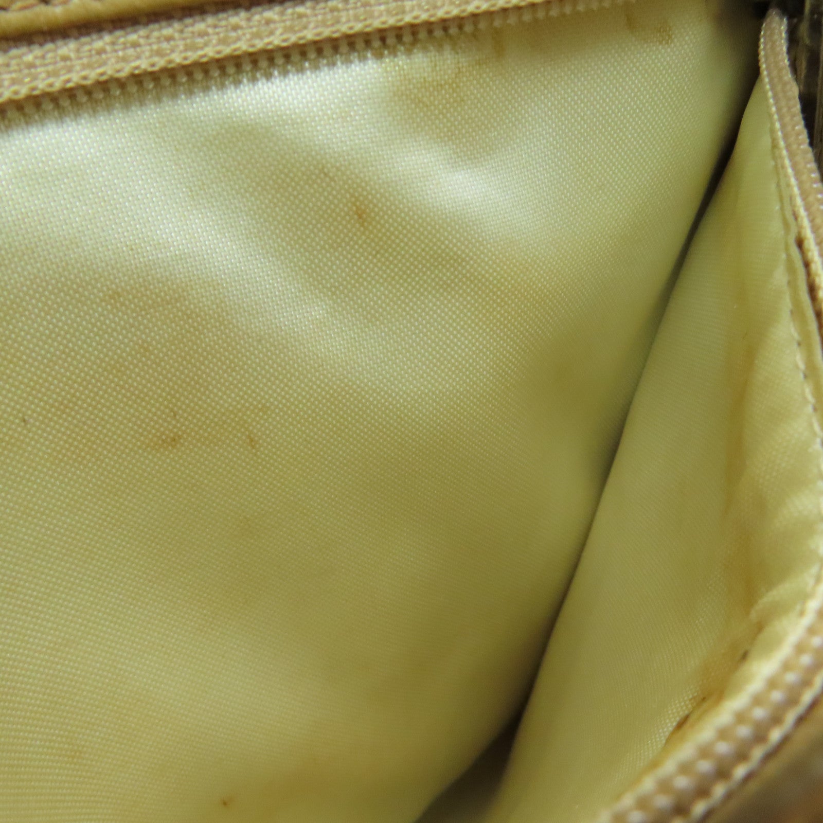 CHANEL 【激减优惠】菱格漆皮皮革Vintage Handbag手提袋黄色
