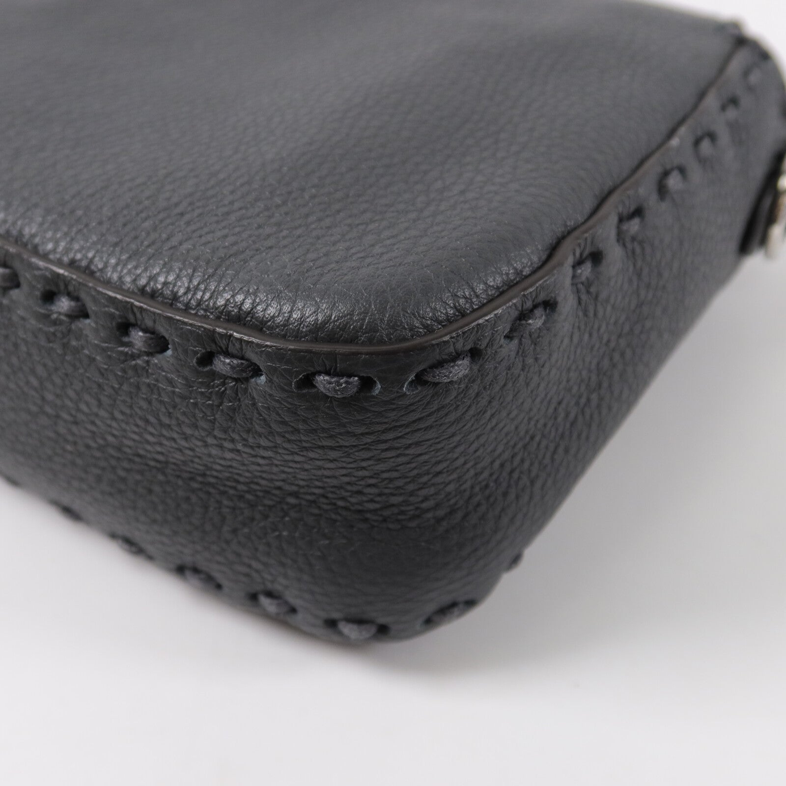FENDI 牛皮皮革Baguette Bag手挽肩背兩用袋