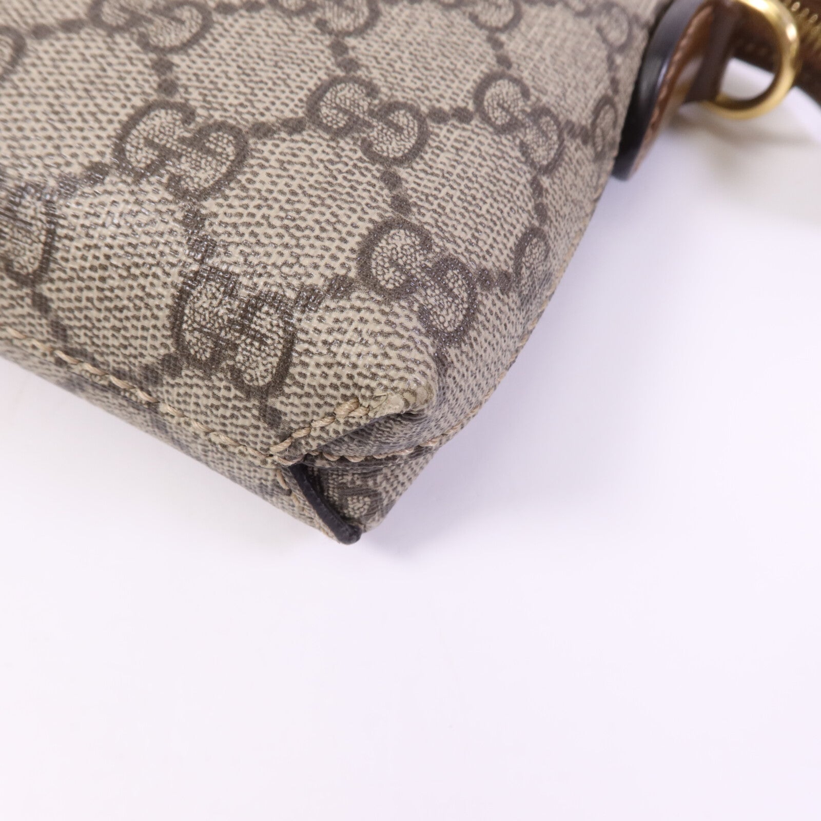 GUCCI 塗層帆布Interlocking G Messenger Bag金扣肩背袋