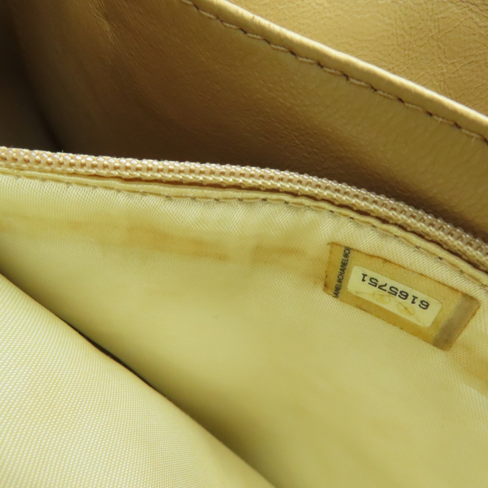 CHANEL 【激减优惠】菱格漆皮皮革Vintage Handbag手提袋黄色