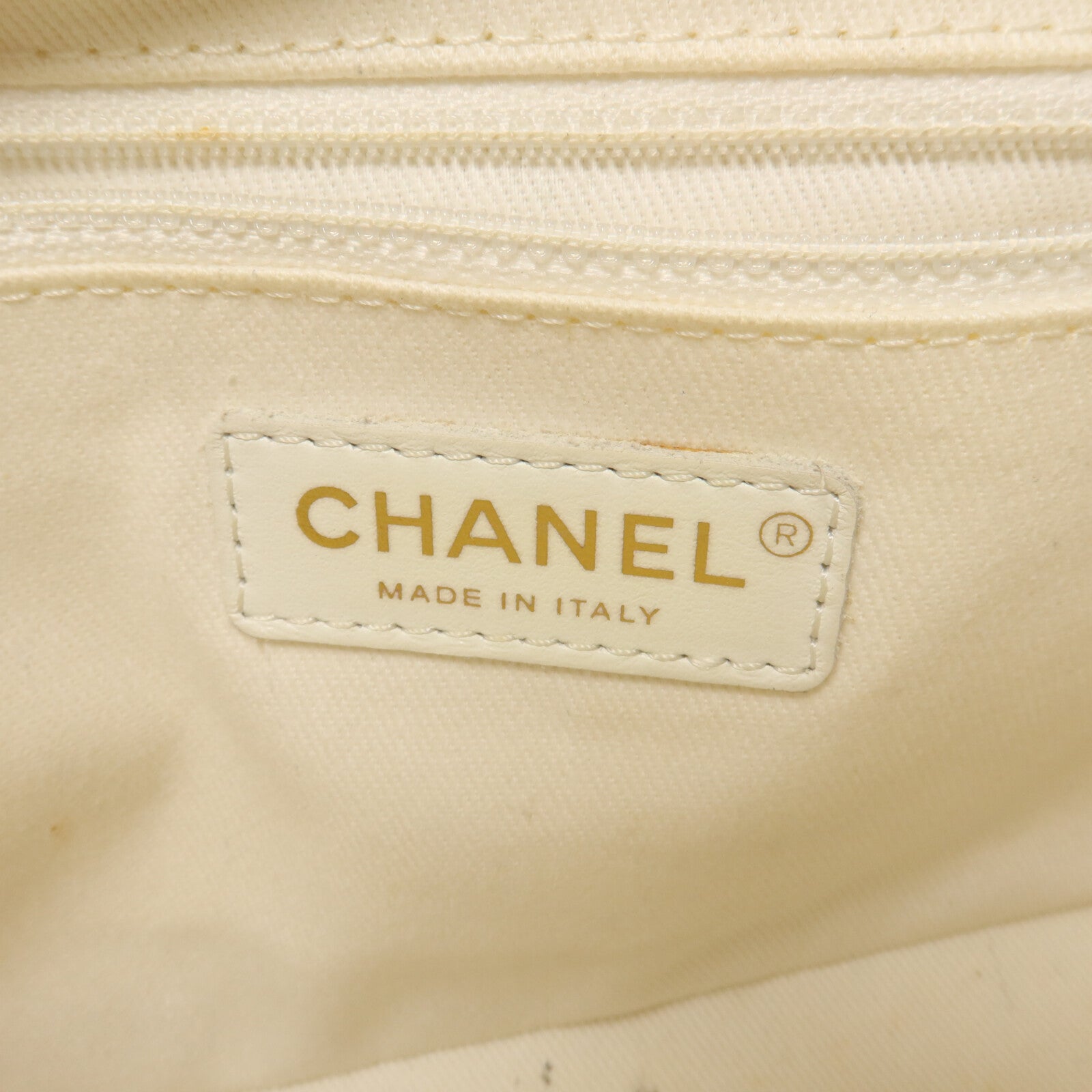 CHANEL 牛皮皮革Business Affinity鏈帶手挽肩背兩用袋