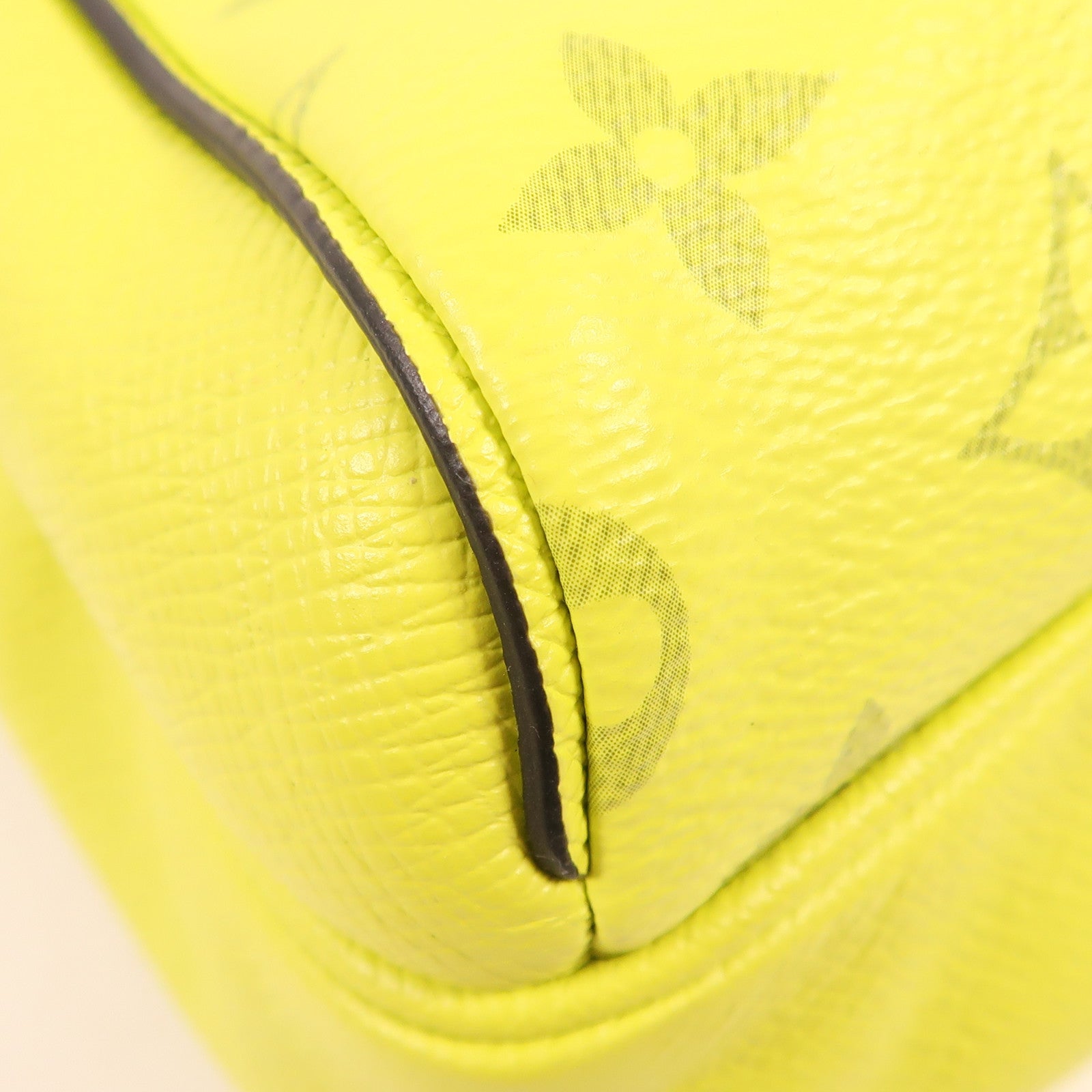 LOUIS VUITTON Monogram/Taiga皮革Outdoor銀扣肩背袋