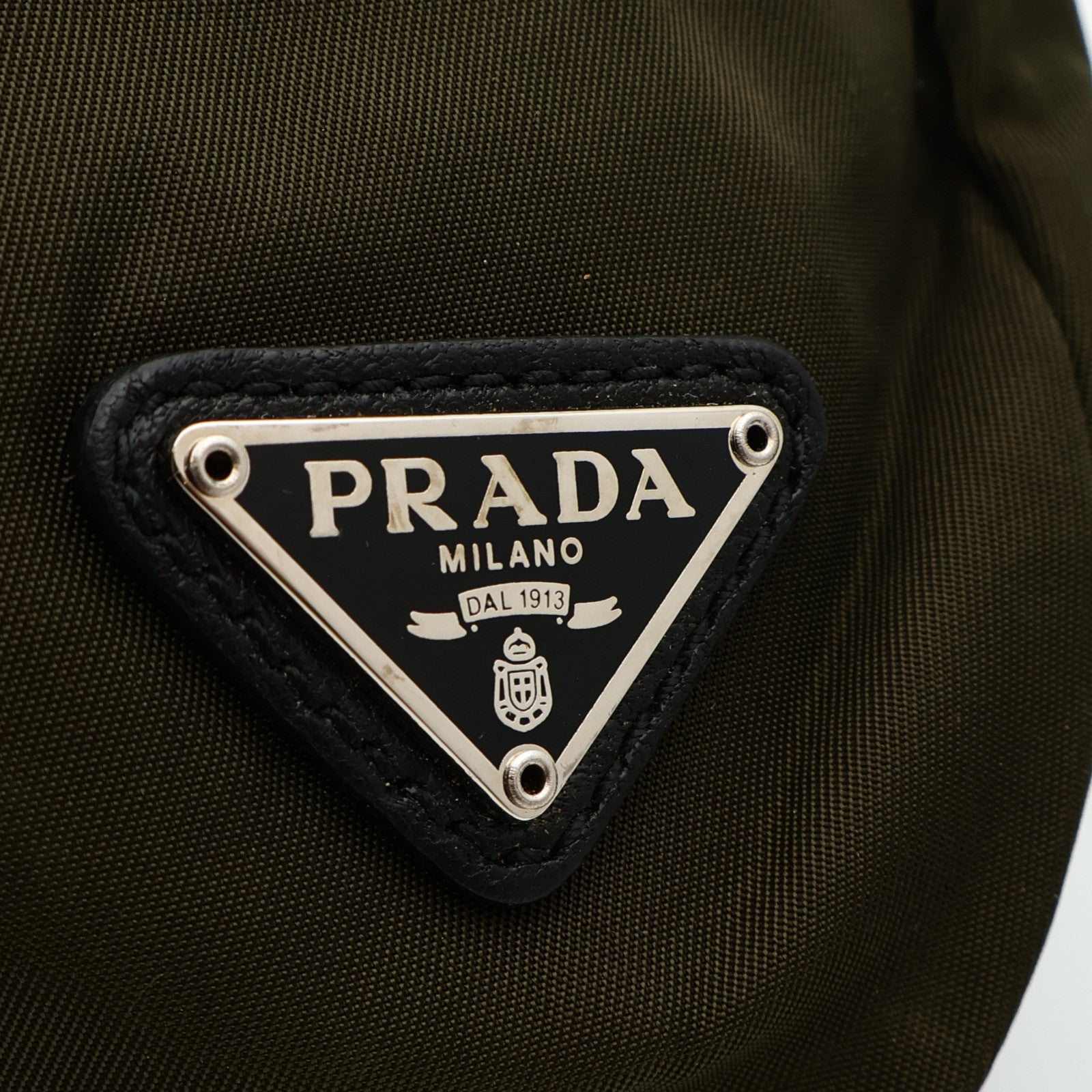 PRADA 尼龍Pouch手拿包