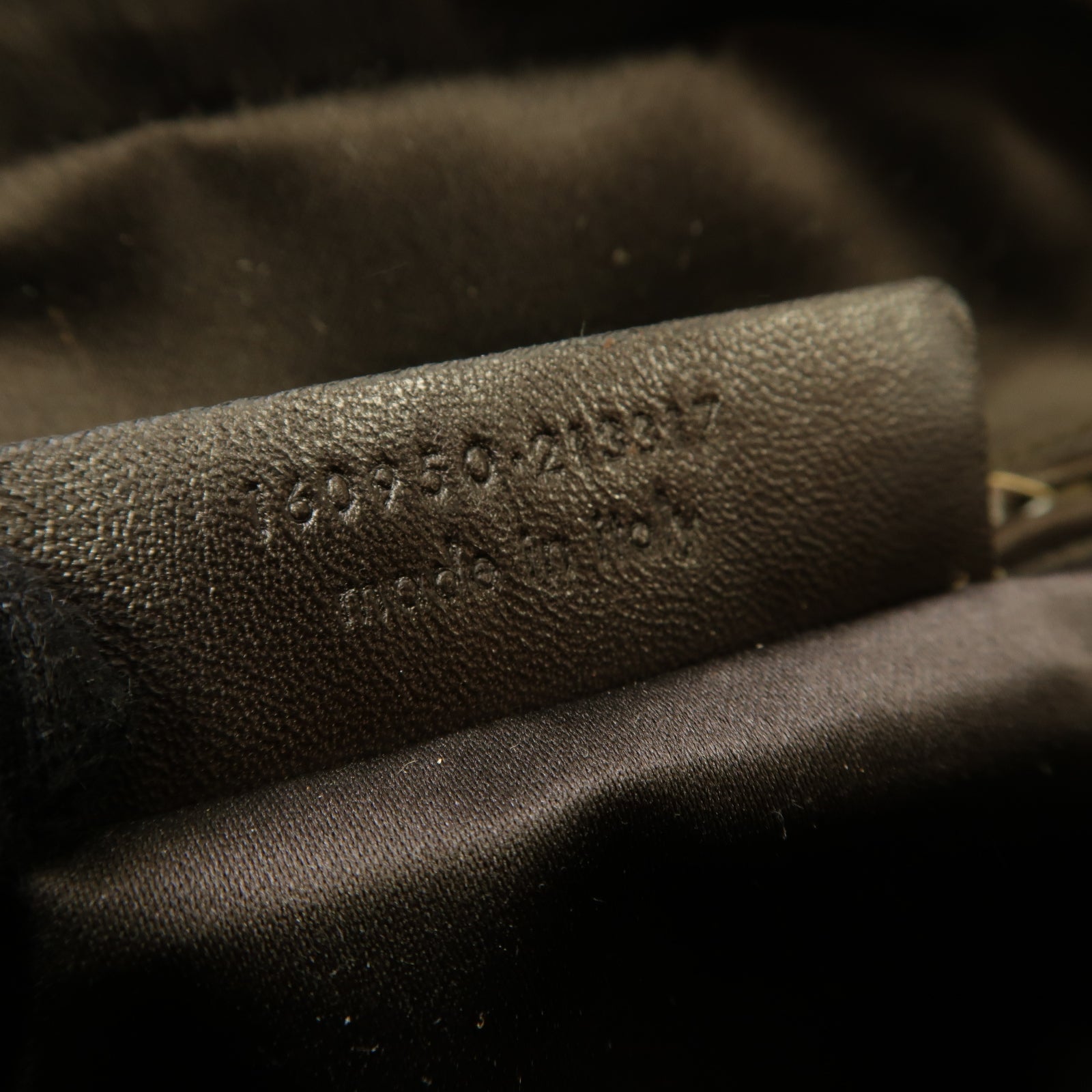 SAINT LAURENT 牛皮皮革Hand Bag金扣手提袋金色